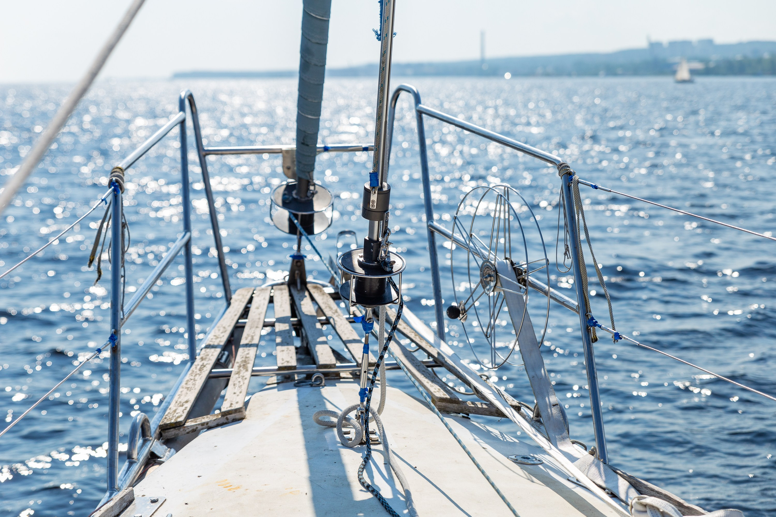 Гонки крейсерских яхт, июль 2025. Lora8299.wfolio.pro