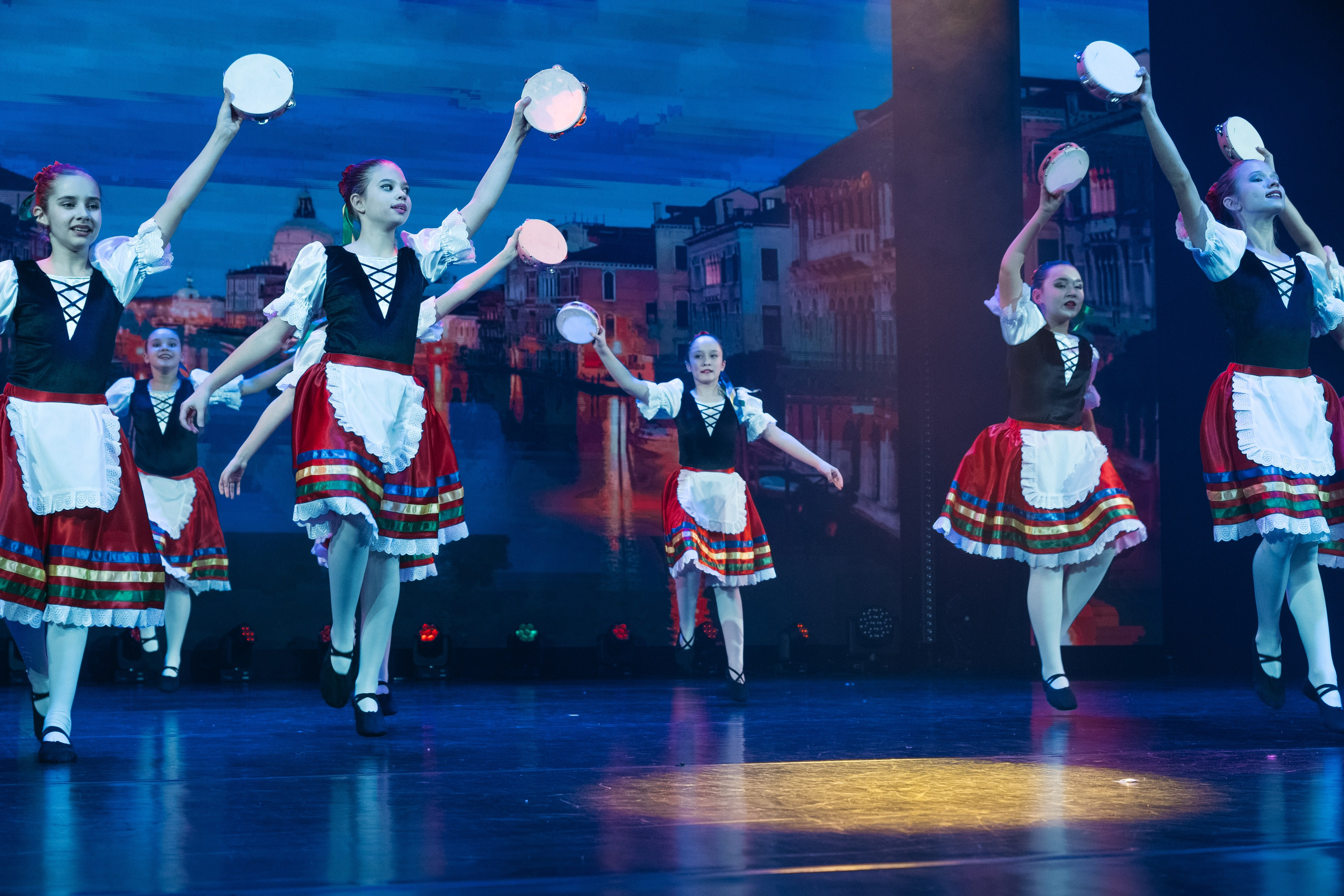 СурГУ 23.12.23. Репортажный и свадебный фотограф в Сургуте