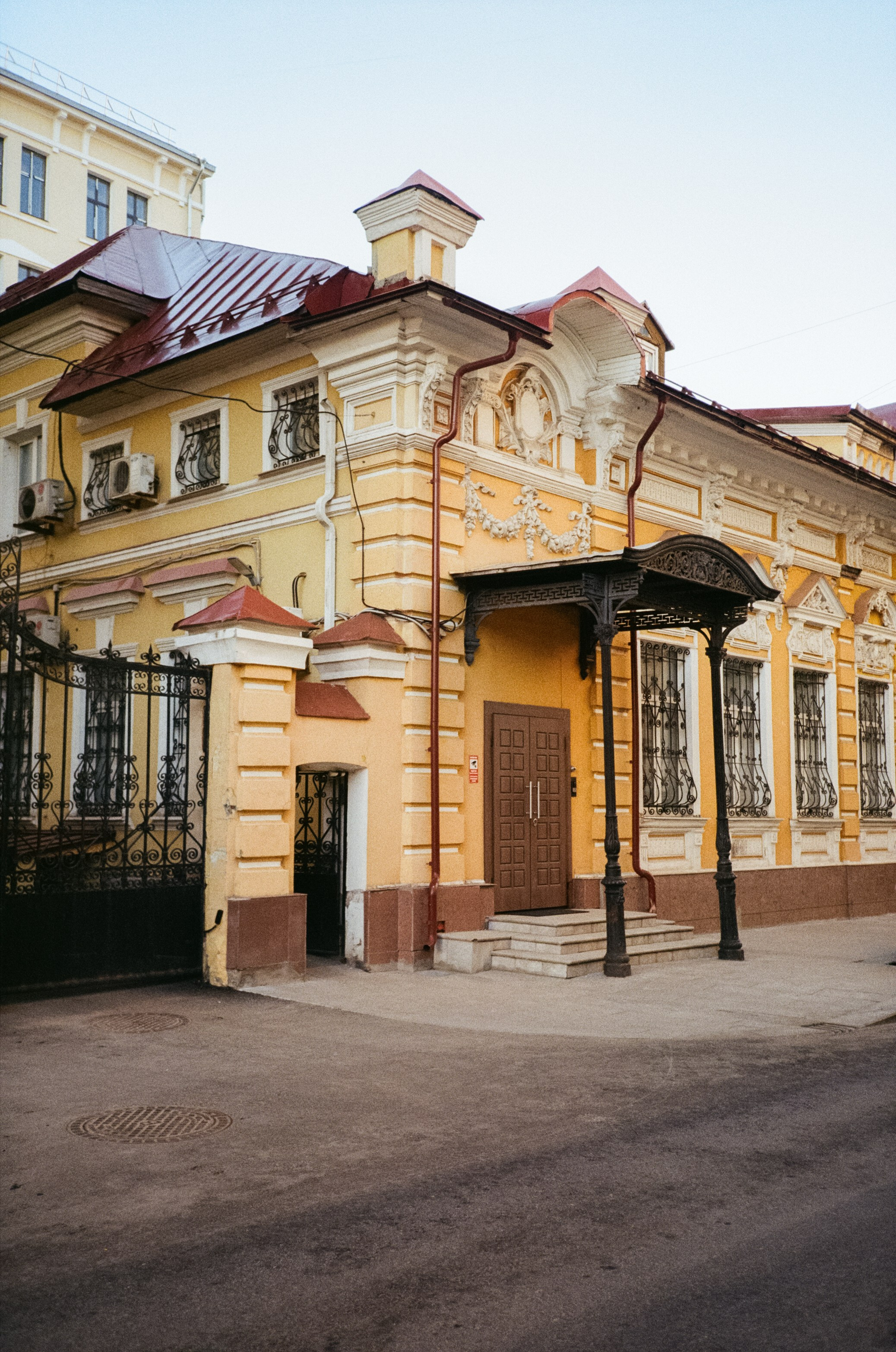 Малый Каретный, Петровка, Сад Эрмитаж | Konica Big Mini BM-301 Black | Kodak Color Plus 200