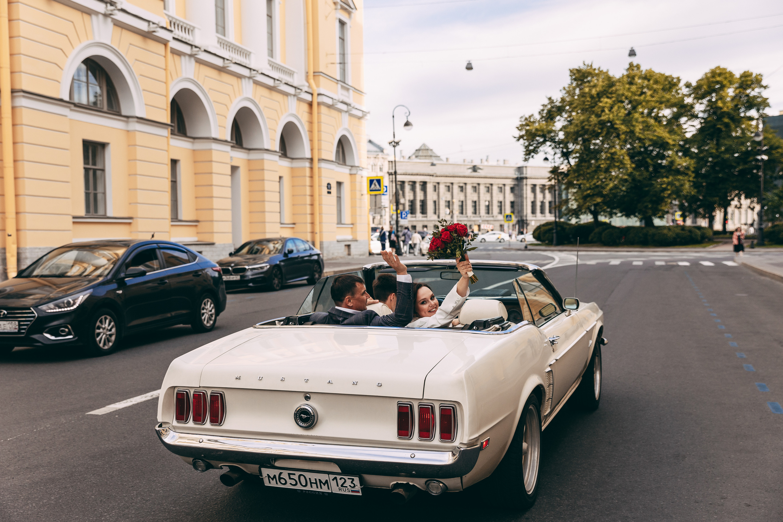 Володя и Яна, прогулка в центре. Семейный фотограф в Санкт-Петербурге Алиса Мохова