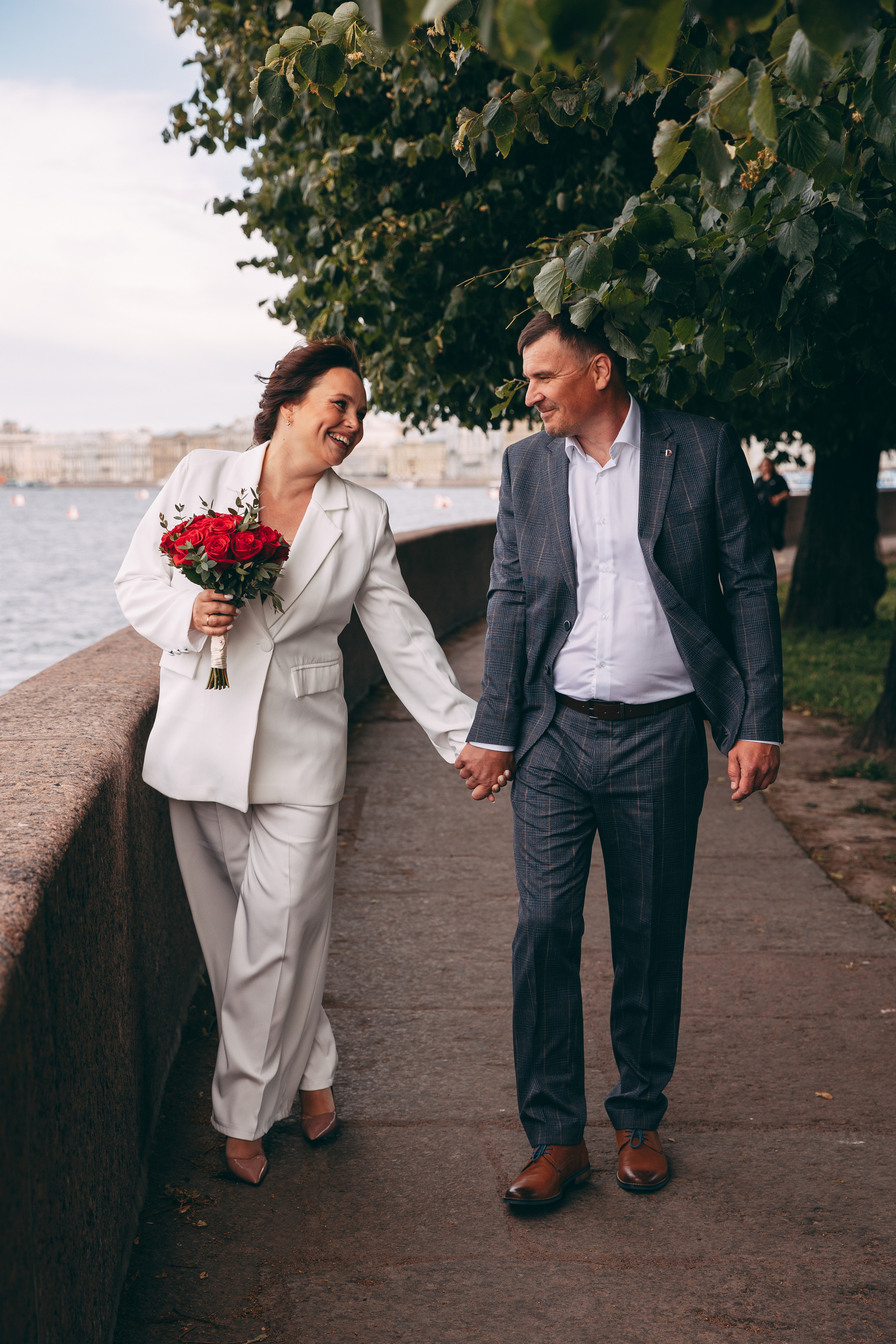 Володя и Яна, прогулка в центре. Семейный фотограф в Санкт-Петербурге Алиса Мохова