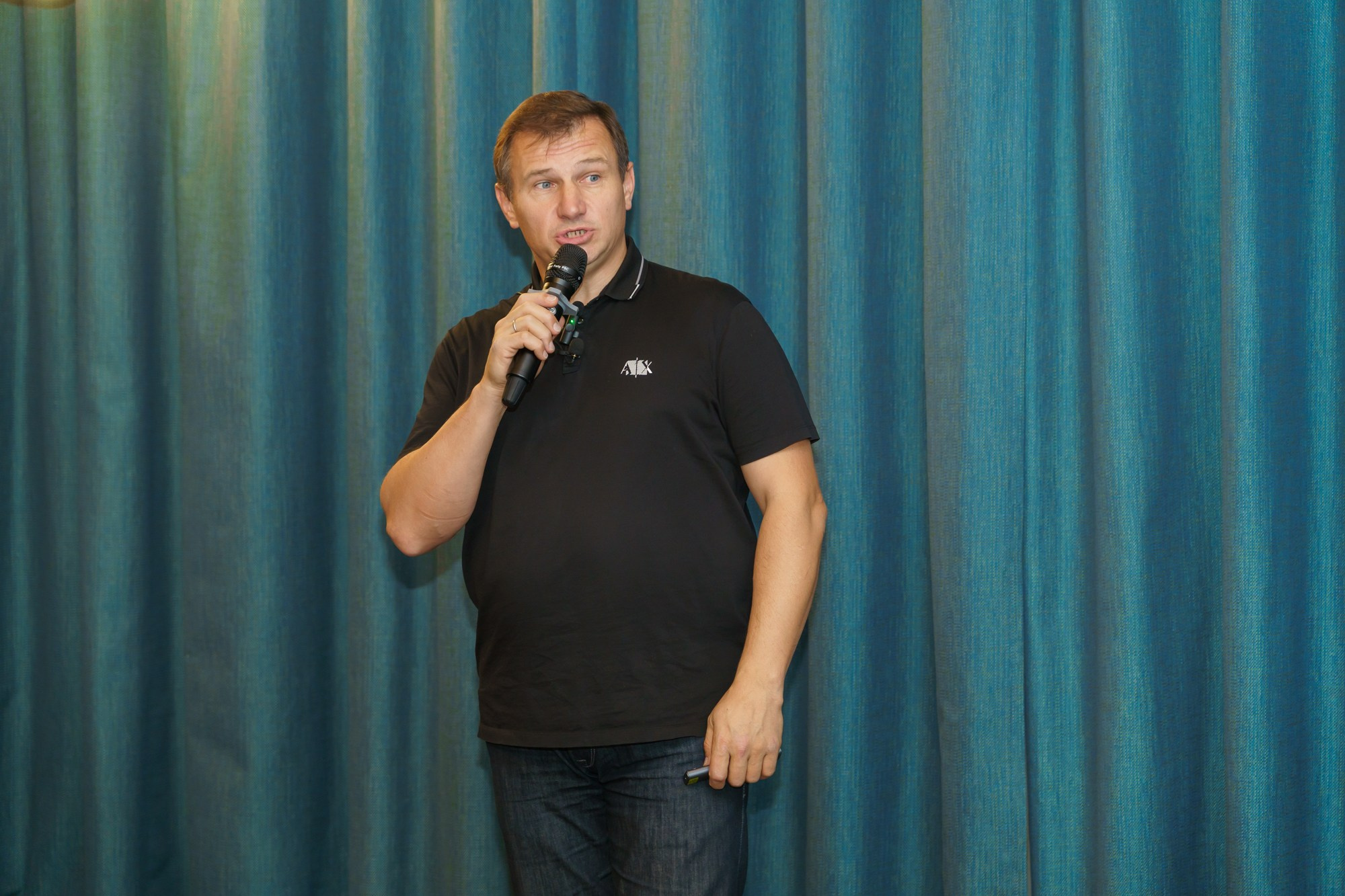 Выступление спикера. Photomantis