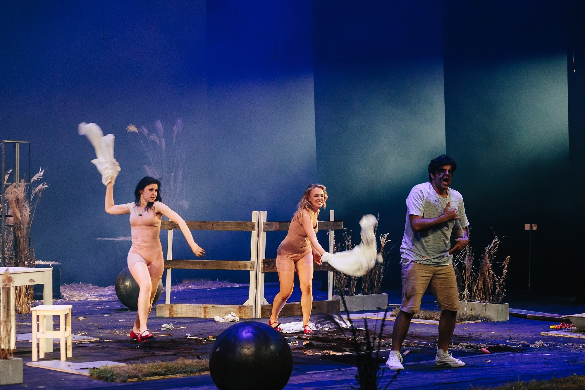 Спектакль Приглушенные голоса в Театре Академии танца Б. Эйфмана (+репетиция). Семейный и портретный фотограф в Санкт-Петербурге Андрей Воробьев