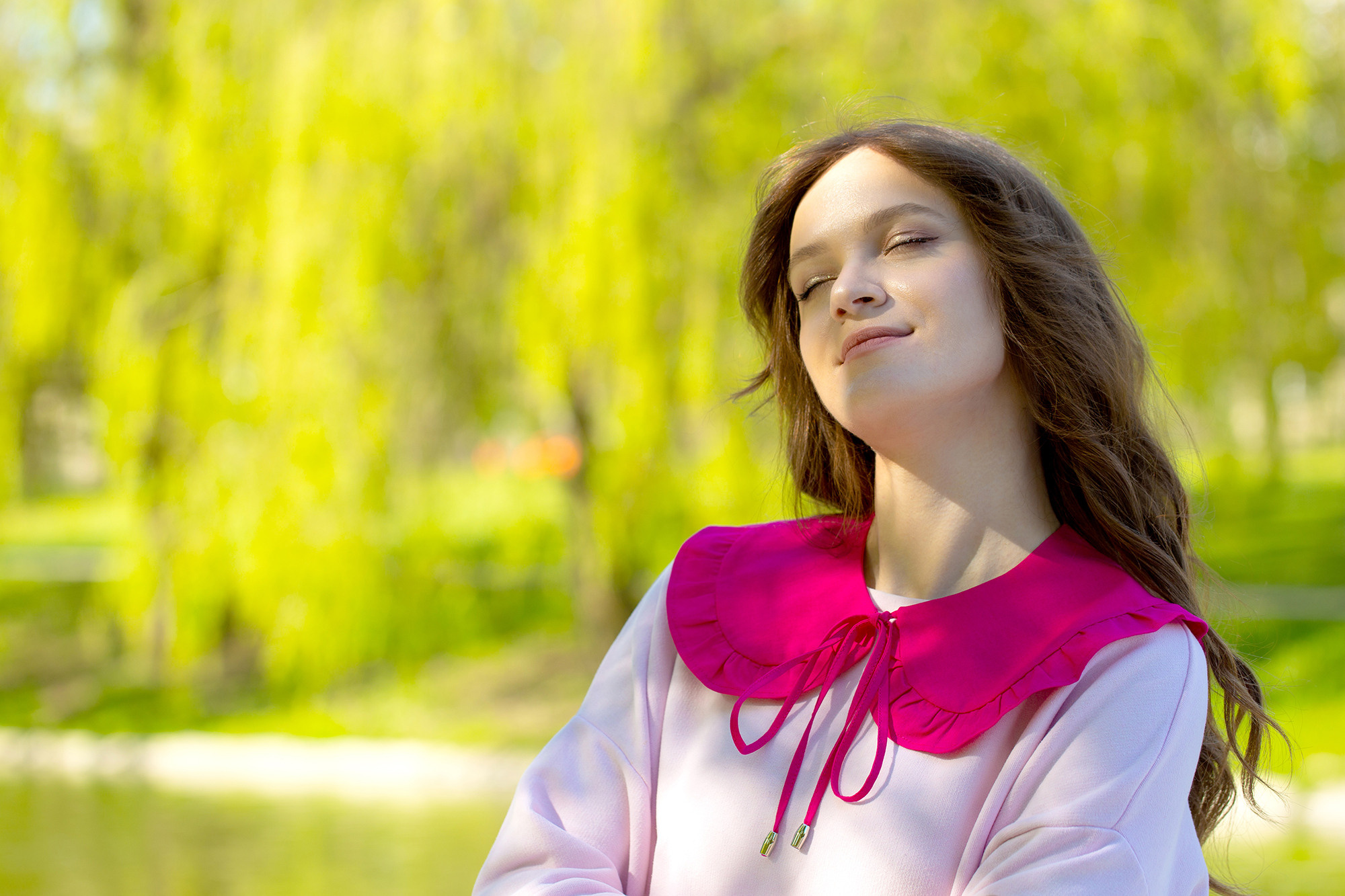 Анна в весеннем парке. Юлия Дейкун — семейный фотограф в Минске