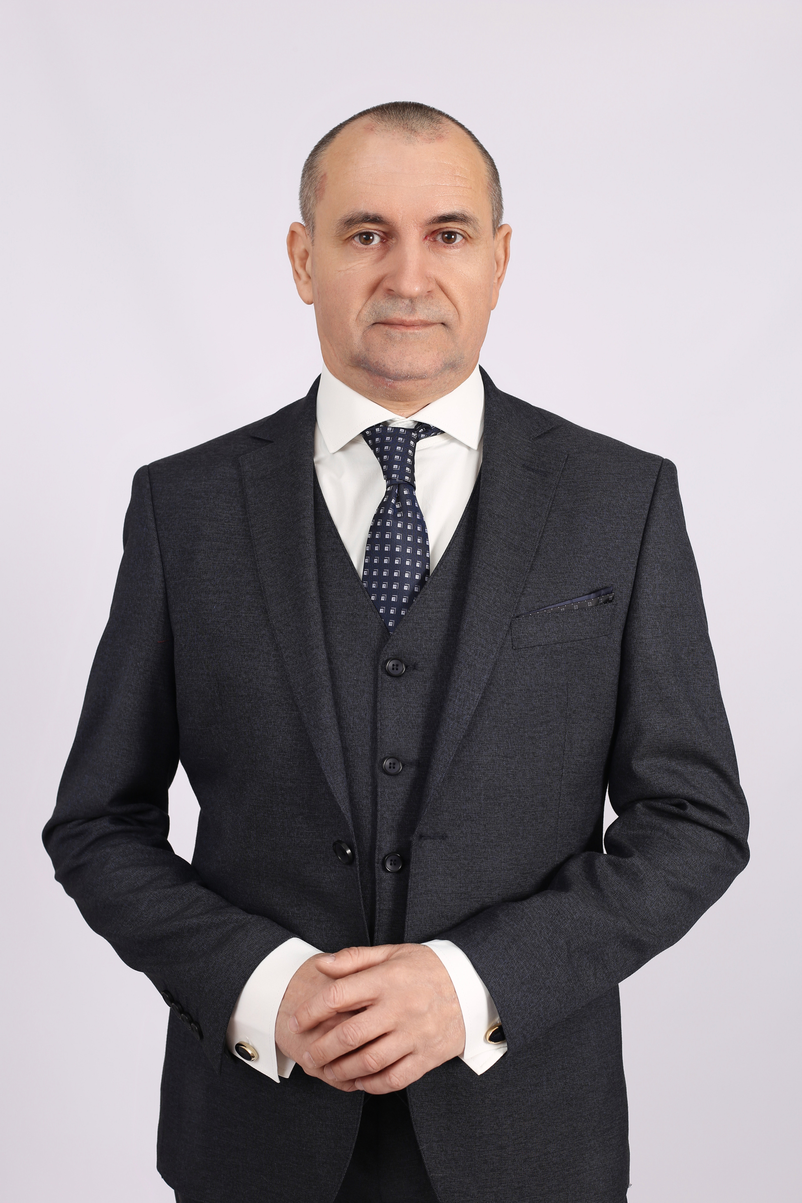 Мужская фотосессия в студии. Юлия Дейкун — семейный фотограф в Минске