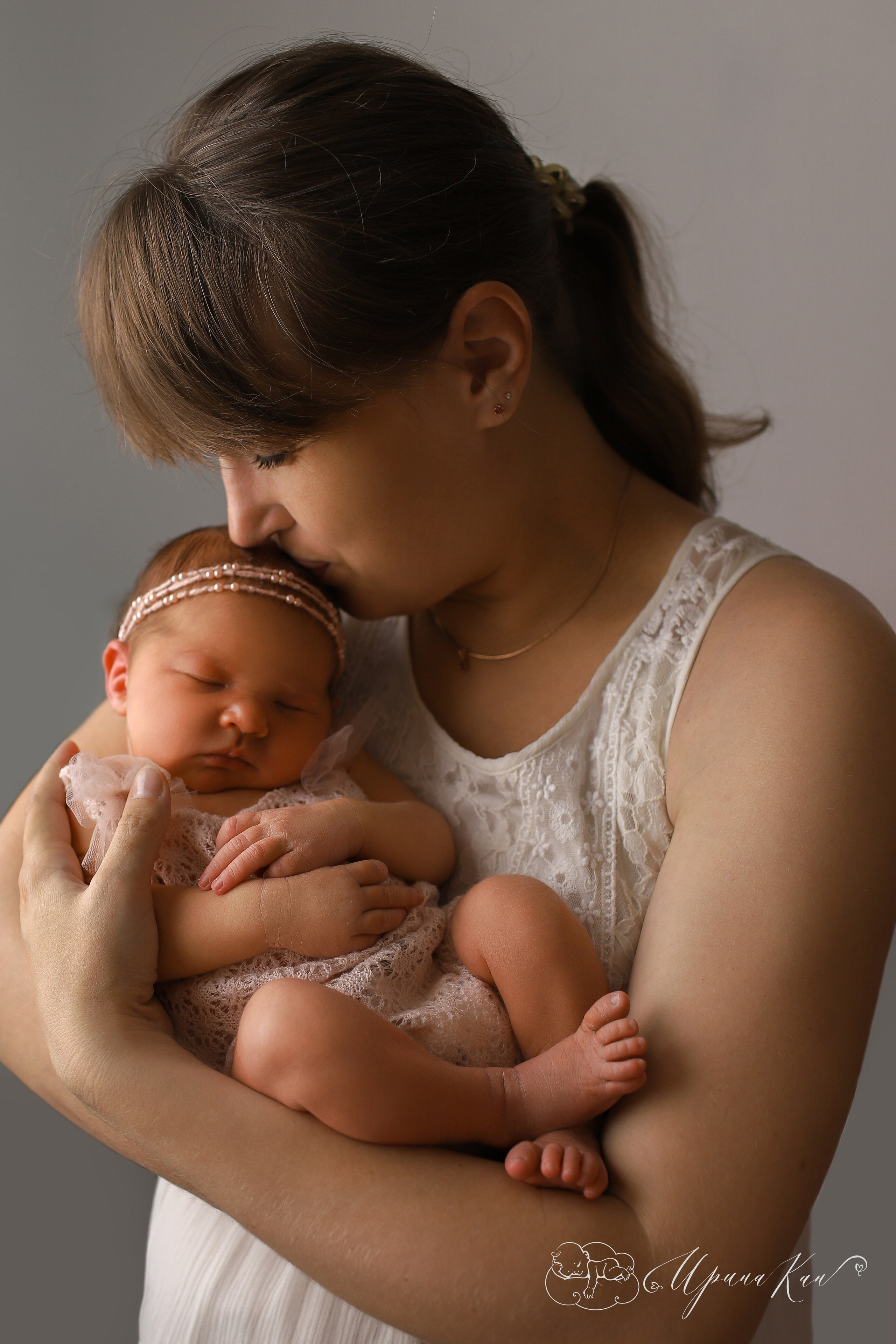 Новорожденная фотосессия для девочек. Ирина Кан Фотограф новорожденных в Екатеринбурге