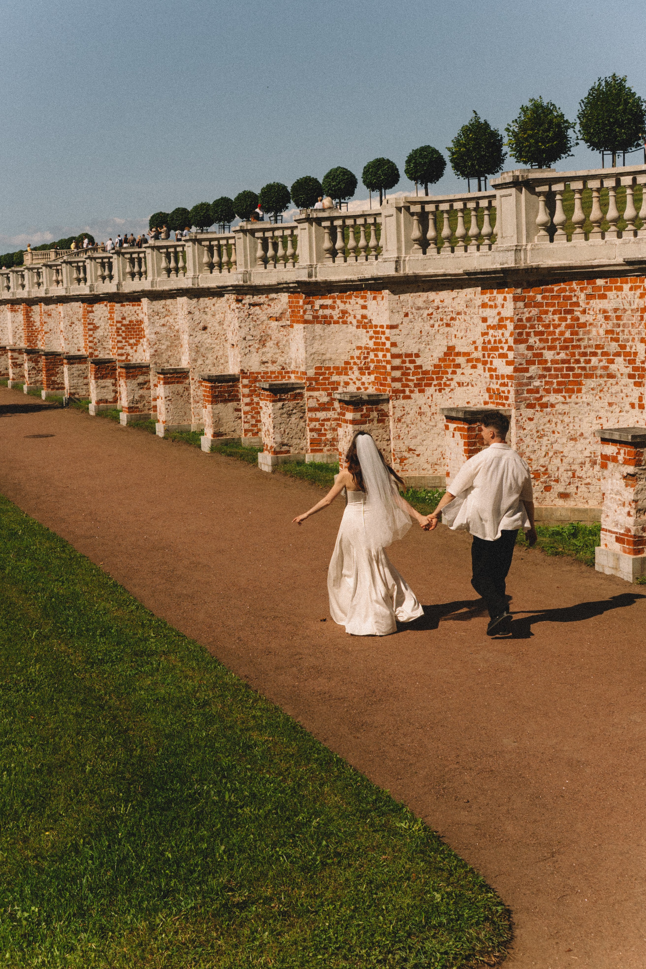 СВАДЕБНАЯ СЬЕМКА В ПЕТЕРГОФЕ И СЬЕМКА РЕПОРТАЖА В ЗАГСЕ ПЕТЕРГОФА. Профессиональный фотограф, Санкт-Петербург — Виктория Богомолова