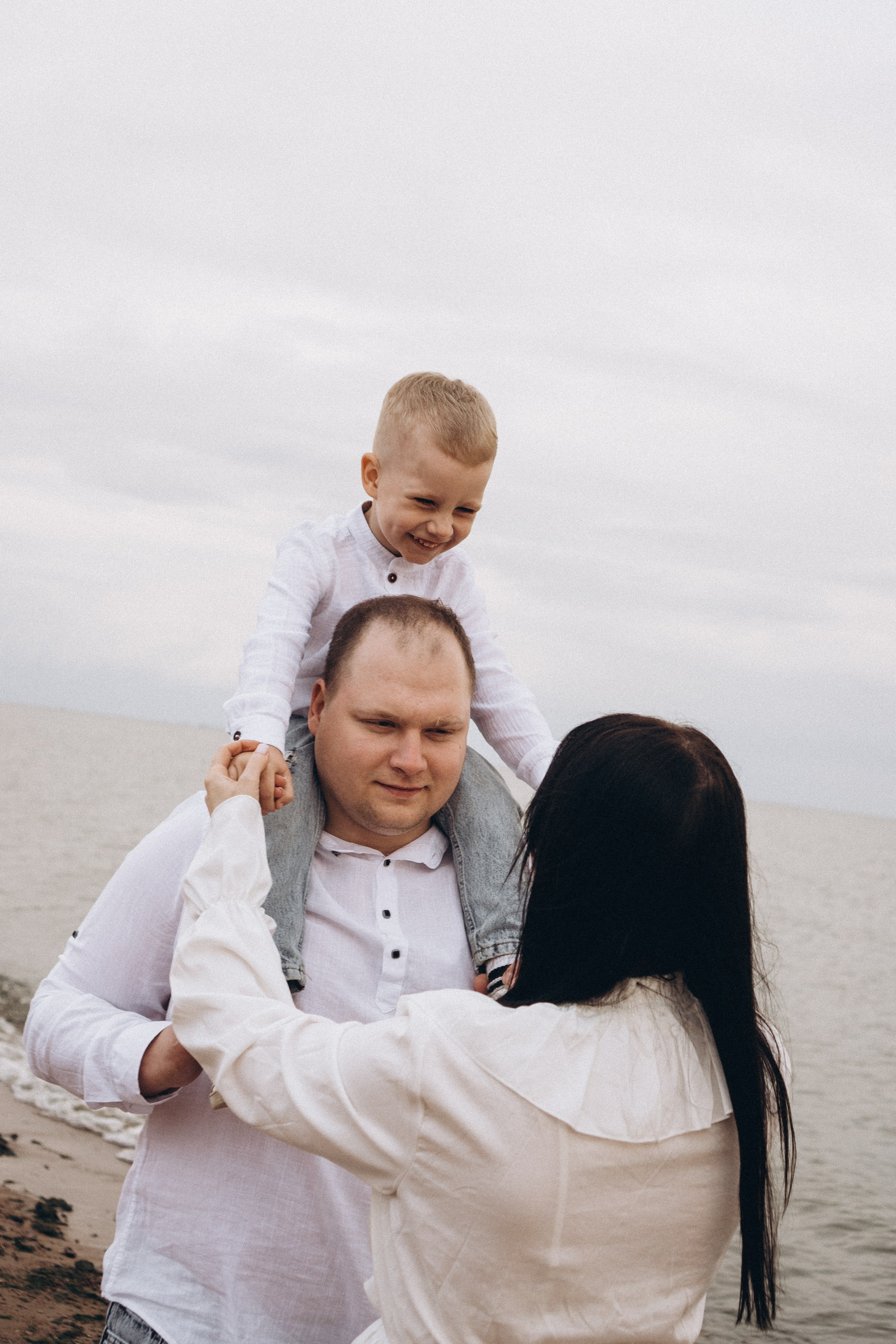 Семейная история на берегу залива. Профессиональный фотограф, Санкт-Петербург — Виктория Богомолова