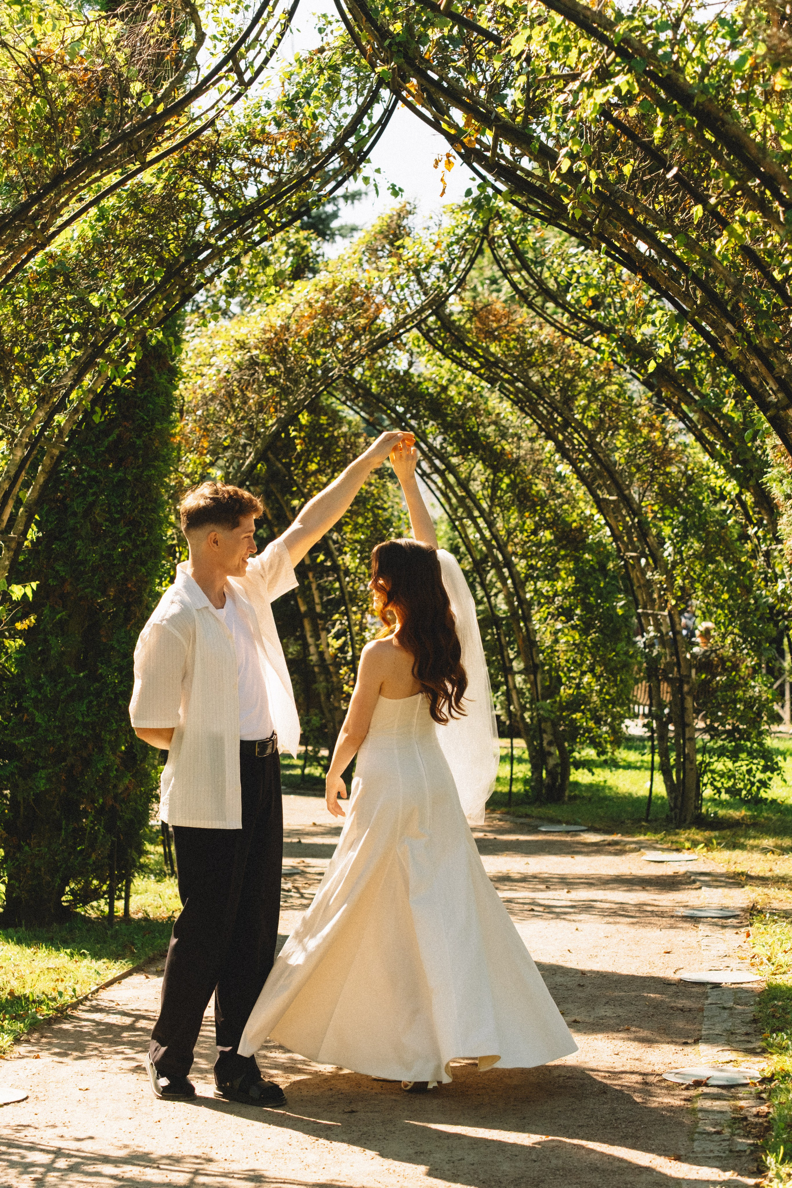 СВАДЕБНАЯ СЬЕМКА В ПЕТЕРГОФЕ И СЬЕМКА РЕПОРТАЖА В ЗАГСЕ ПЕТЕРГОФА. Профессиональный фотограф, Санкт-Петербург — Виктория Богомолова