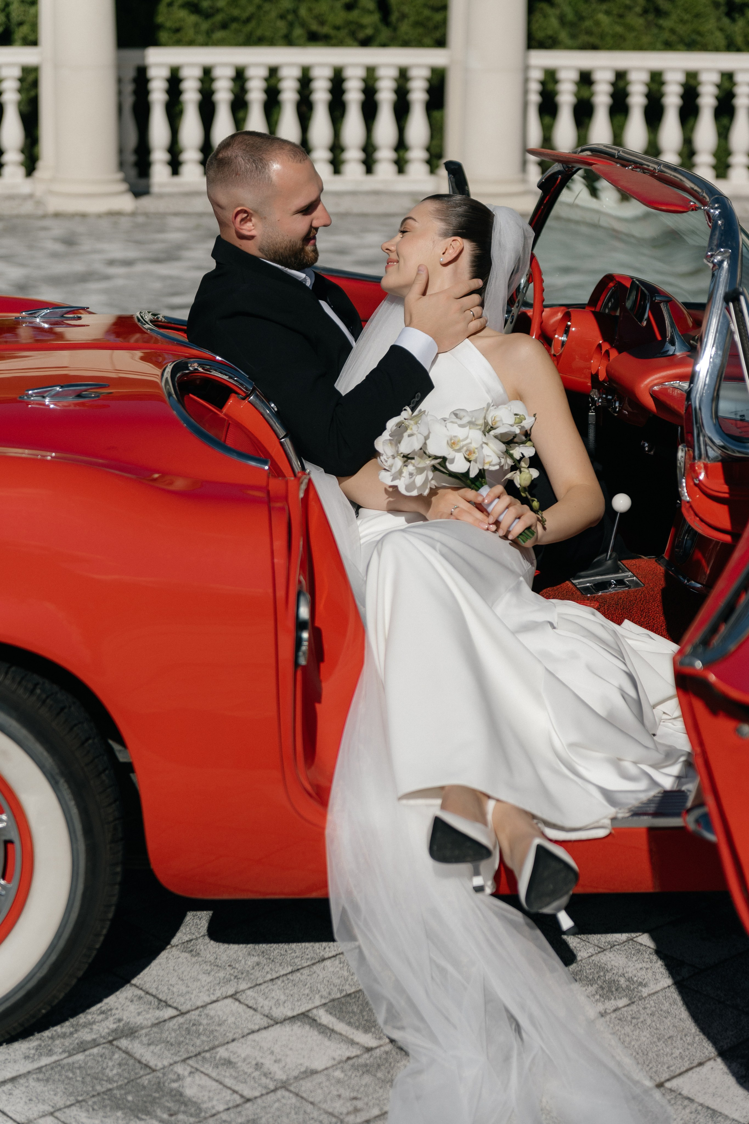 Wedding day in VERSAL PARK. Wedding PHOTOGRAPHER Andrew Vnukov