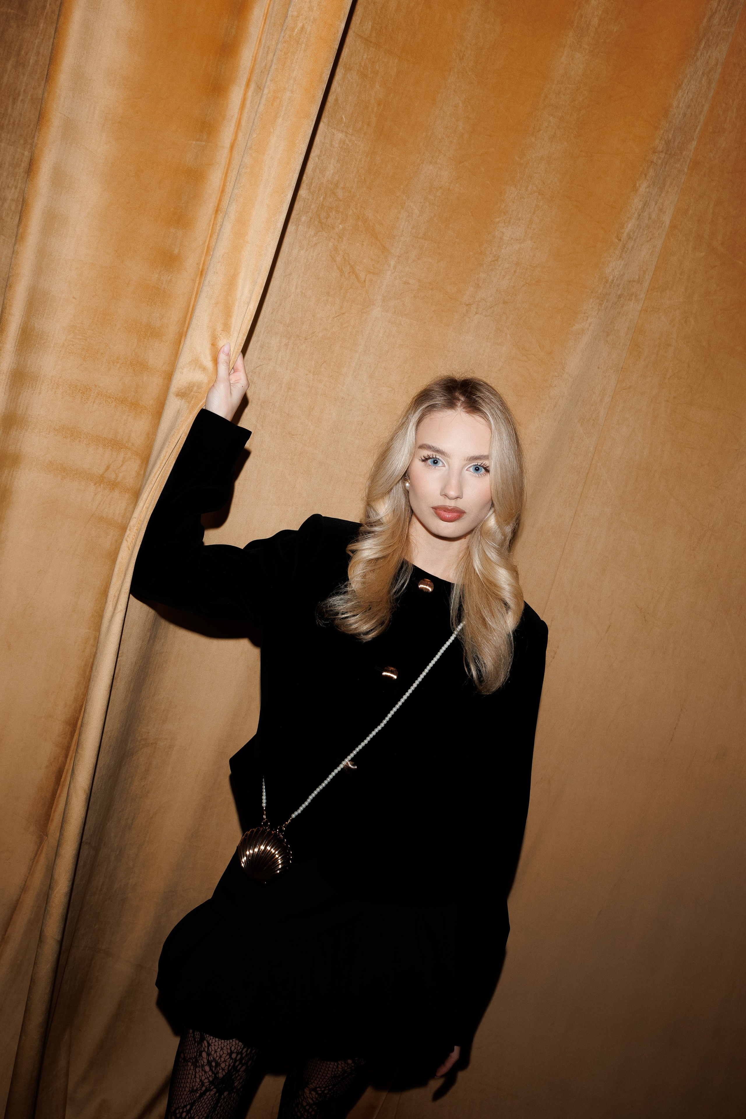 PARISIENNE. Lichi Fashion show. Aleksandr Tsukanov