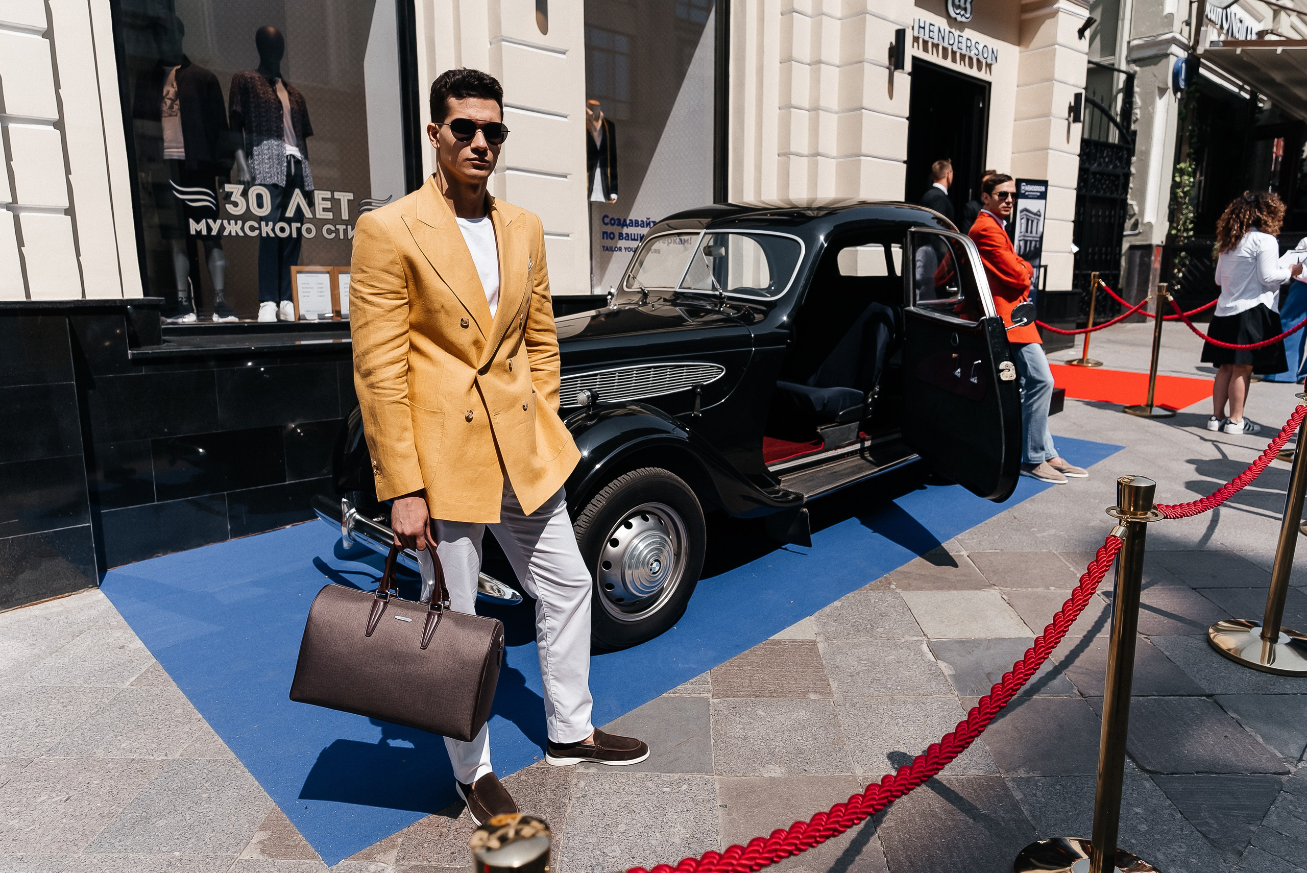 Henderson. Павел Краснов — Свадебный и репортажный фотограф в Москве