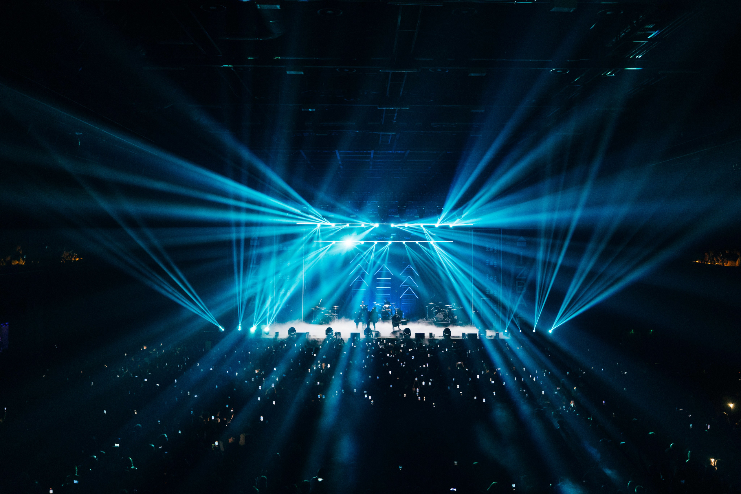 IZBA FEST В VK STADIUM 04.05.24. Концертный и репортажный фотограф в Москве и Санкт-Петербурге Мария