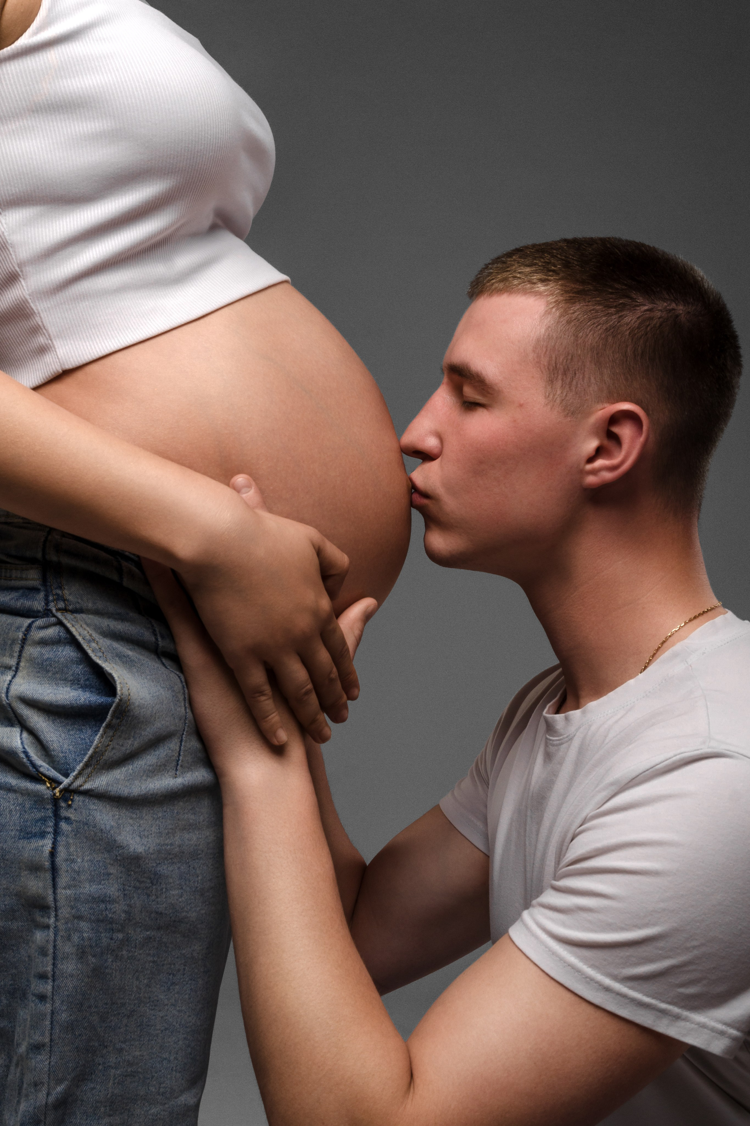 Беременность. Индивидуальные, семейные, студийные съемки в Серпухове и за пределами