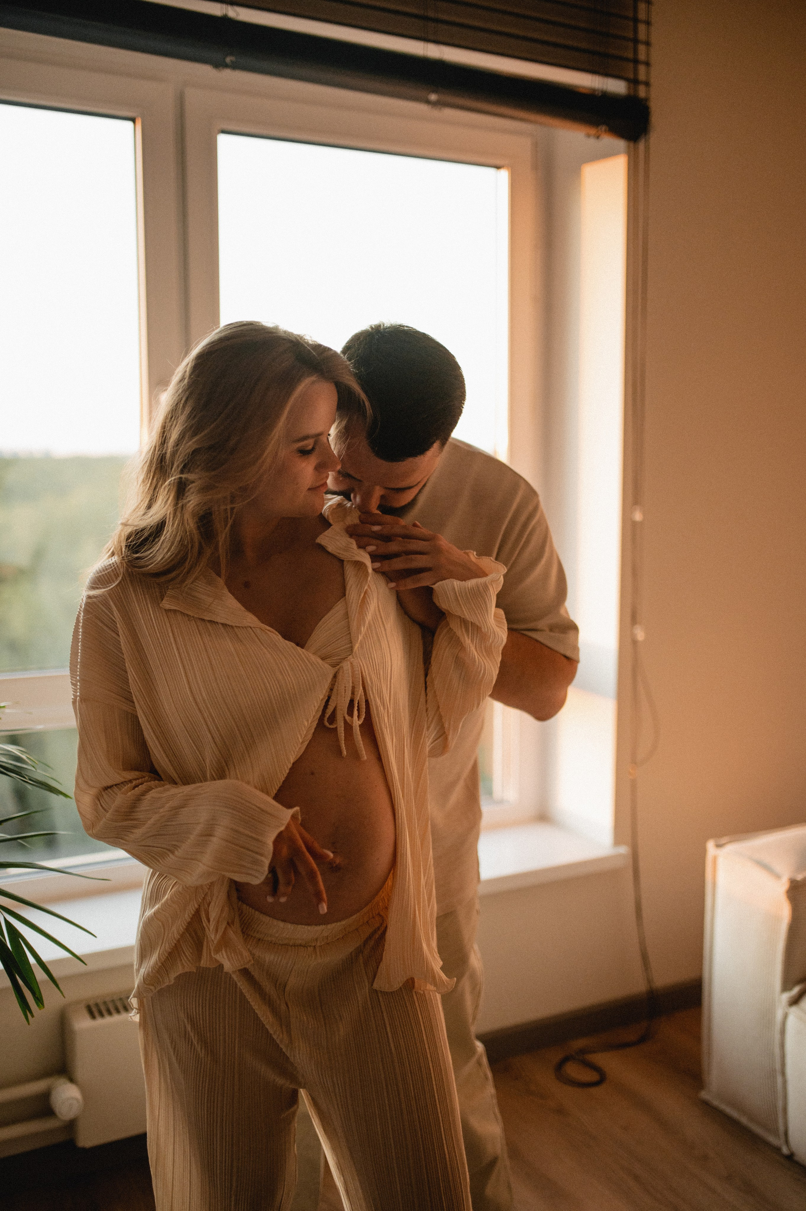 Домашняя фотосессия беременности. Семейная фотосессия Бутово Москва фотограф Алина Морщагина