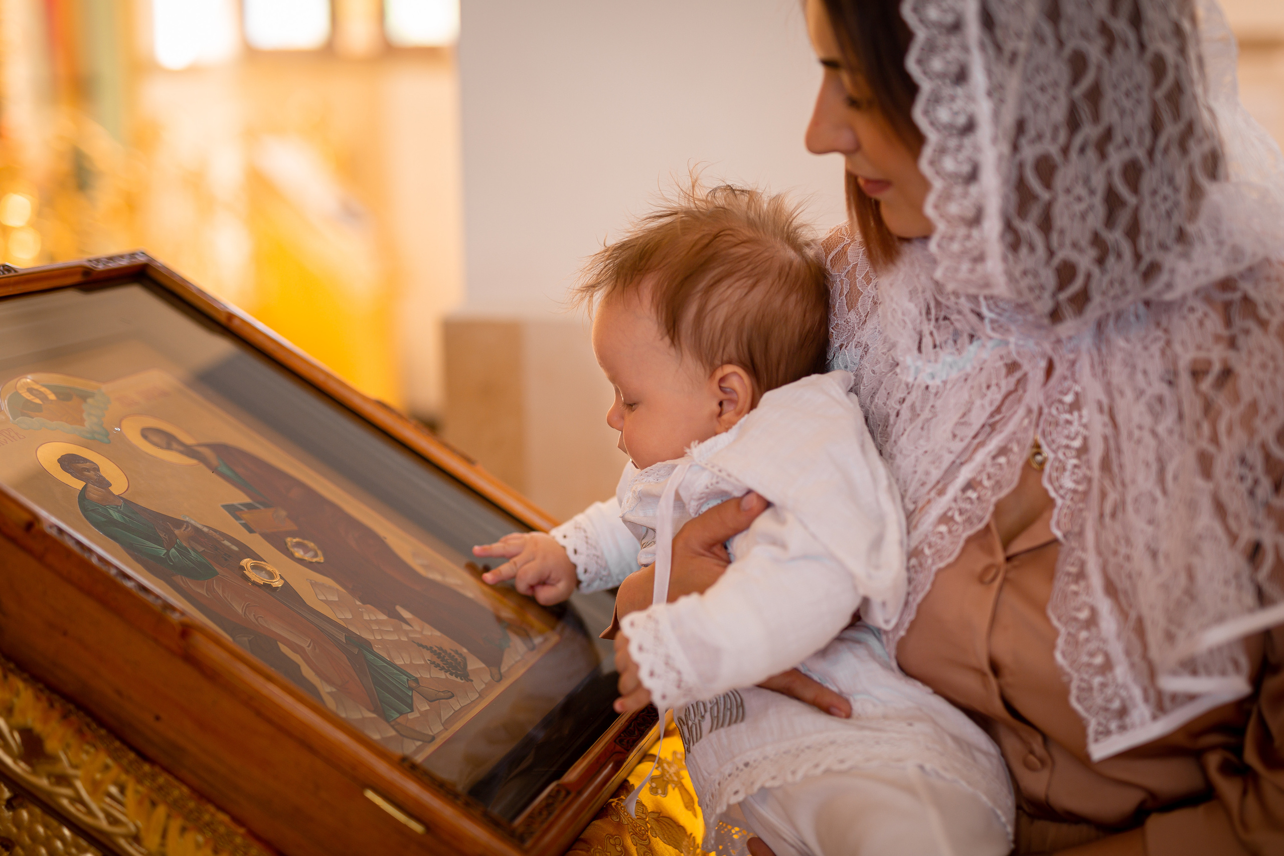 Виктория. Крещение сына. Отбасылық фотограф Алена Шаталова