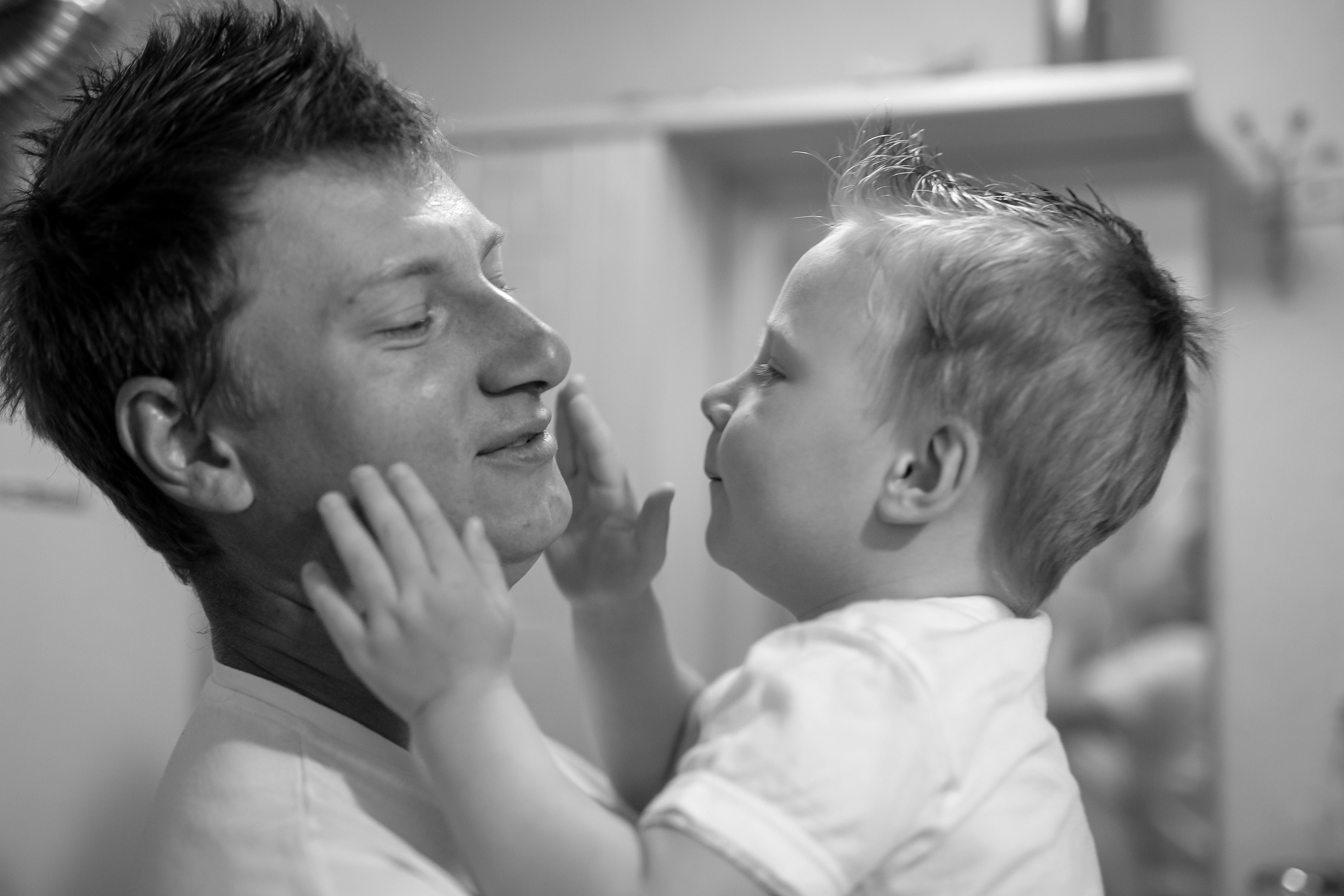 Мужчины. Съемка в бытовом жанре. Отбасылық фотограф Алена Шаталова