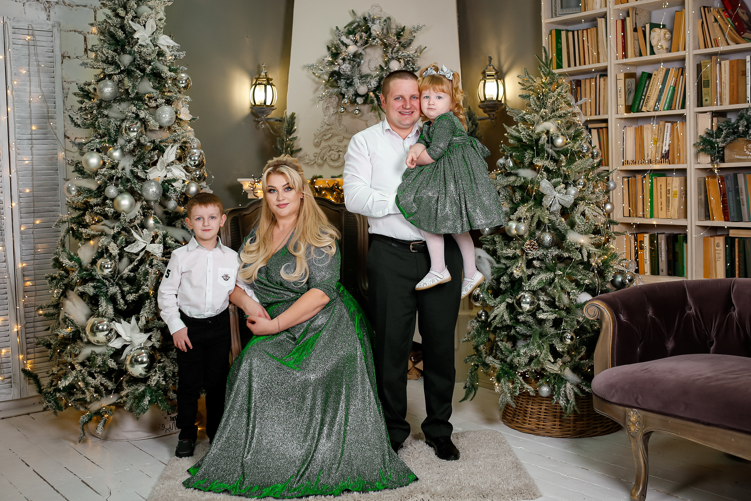 Новогодний фотосет в студии. Отбасылық фотограф Алена Шаталова