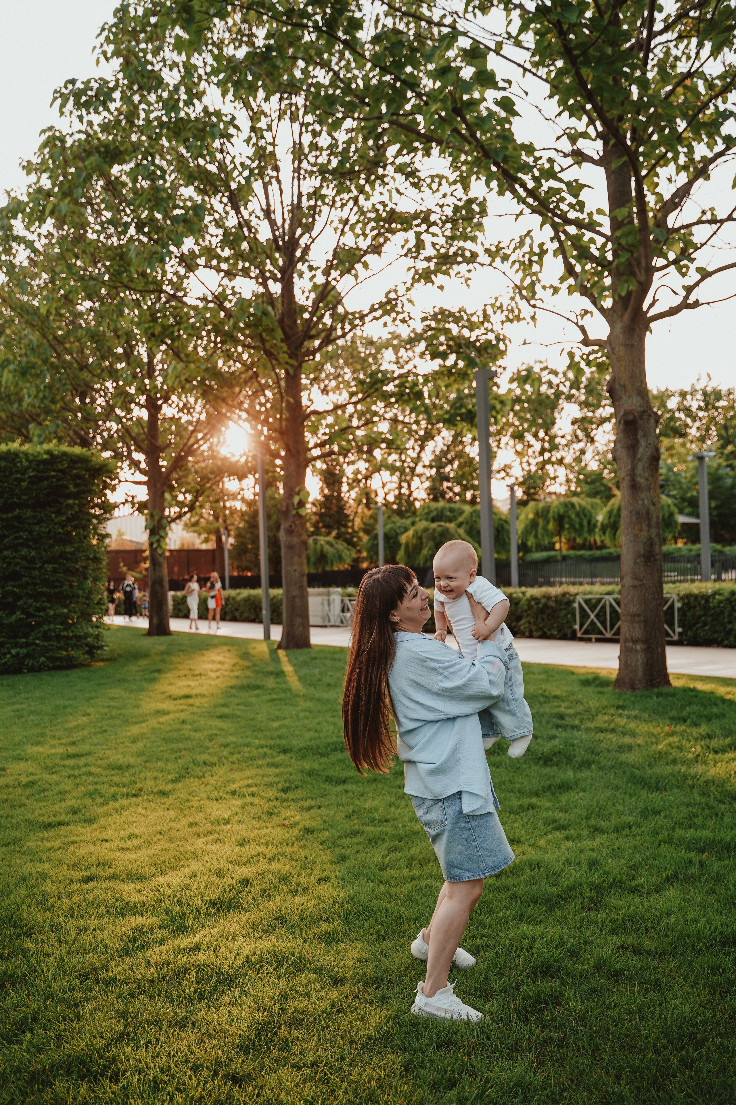 Семейная фотосессия в парке Галицкого. Семейный и женский фотограф в Краснодаре Анастасия Приймак