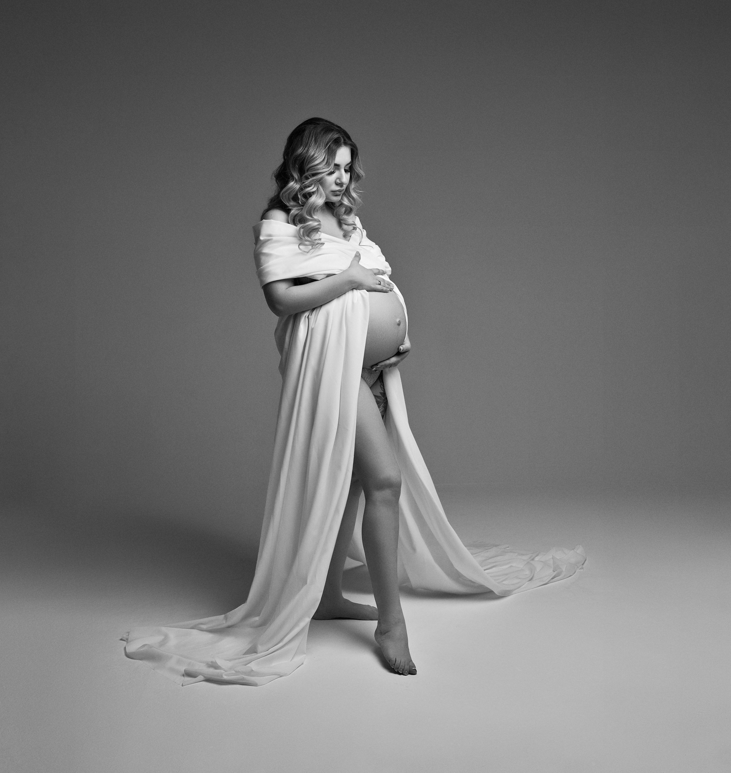 Фотосессия беременности в Астрахани. Фотограф в Астрахани съемка семей беременности лавстори
