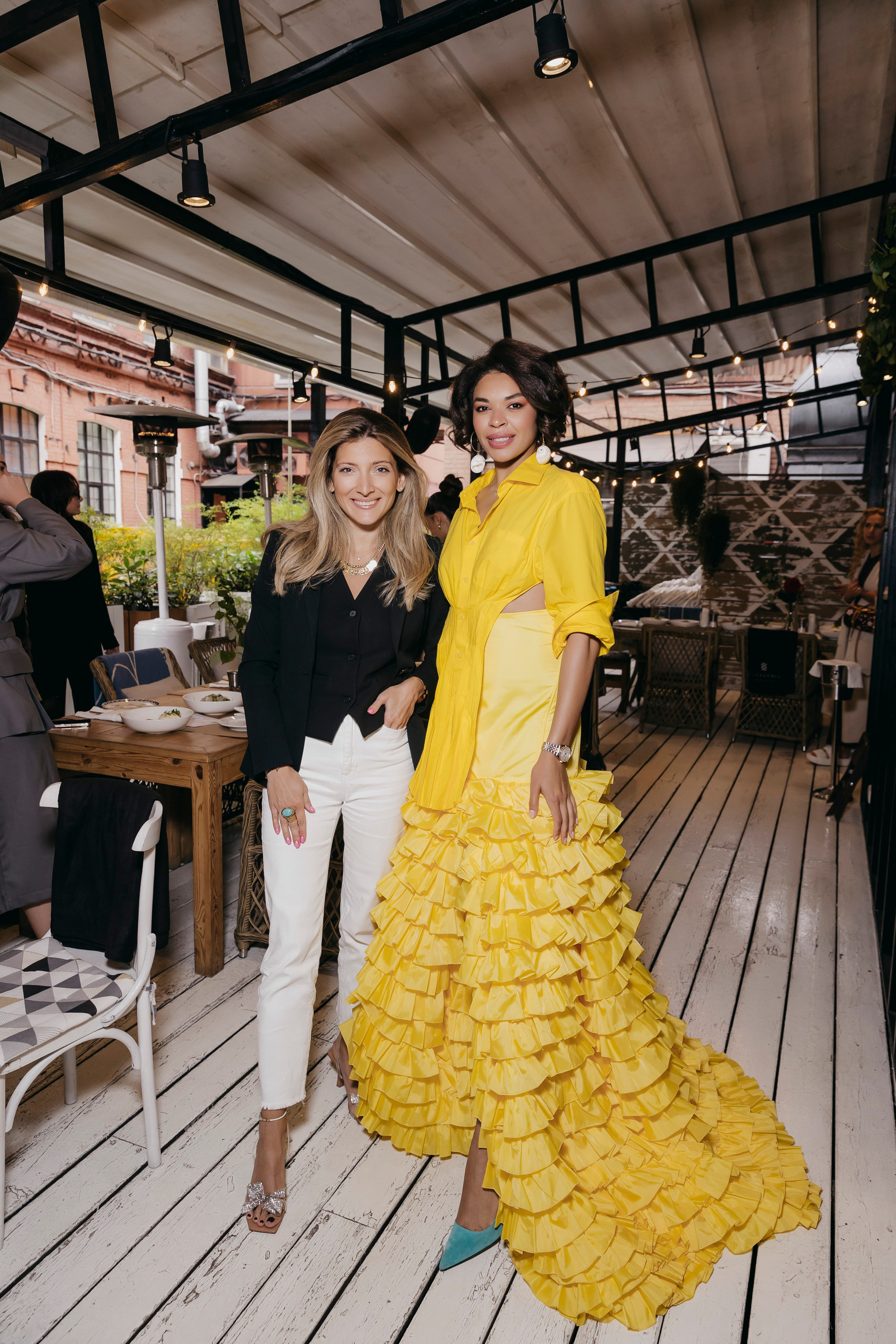 «Женщина Вправе сказать»: коллаборация Катерины Кейру и ресторана «Сыр. «Птичка на проводе»: информационный портал в Москве