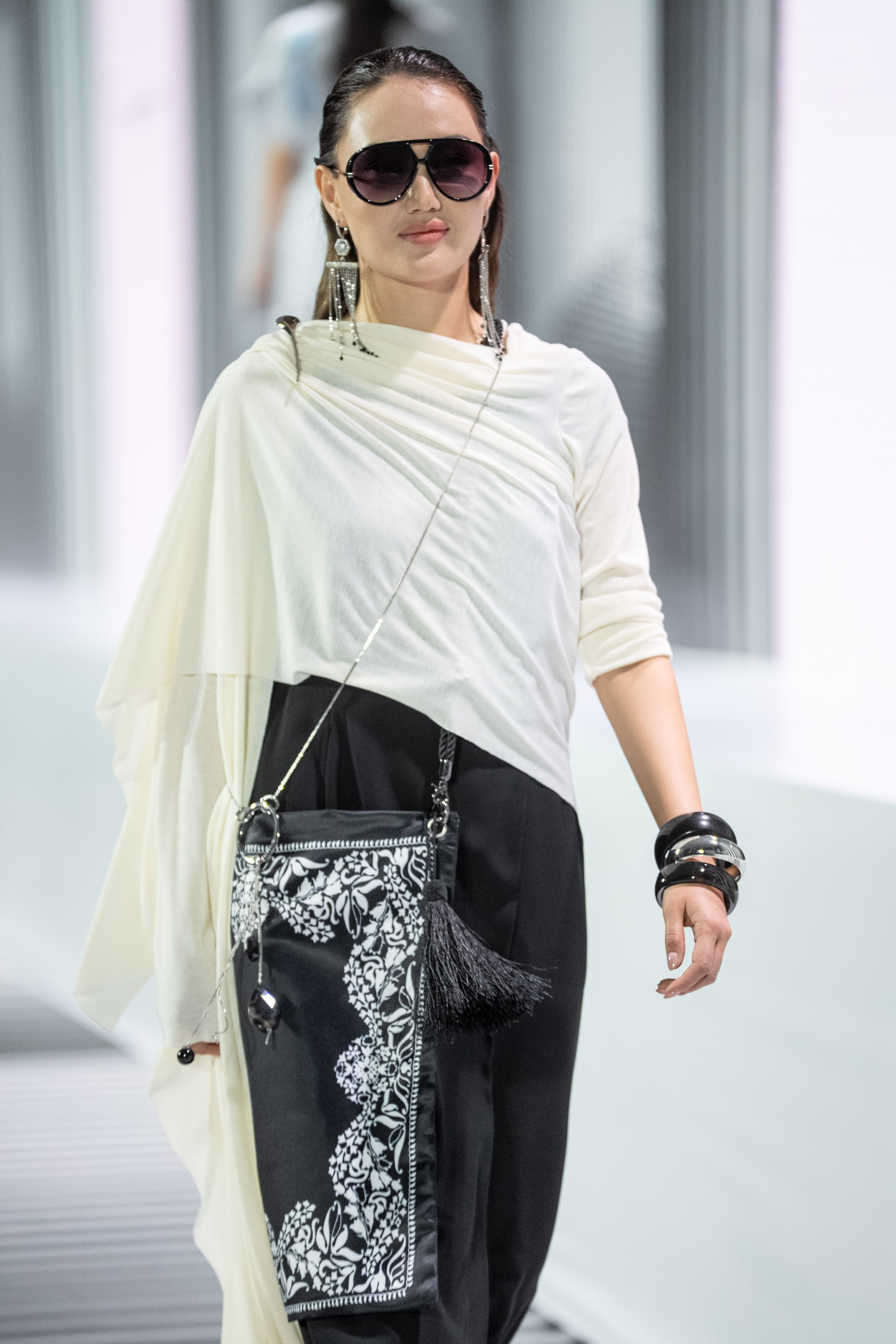 Brand Shakerbay. Сайт Алматинского НЮ АРТ, будуар и фэшн фотографа Дениса Карпенко