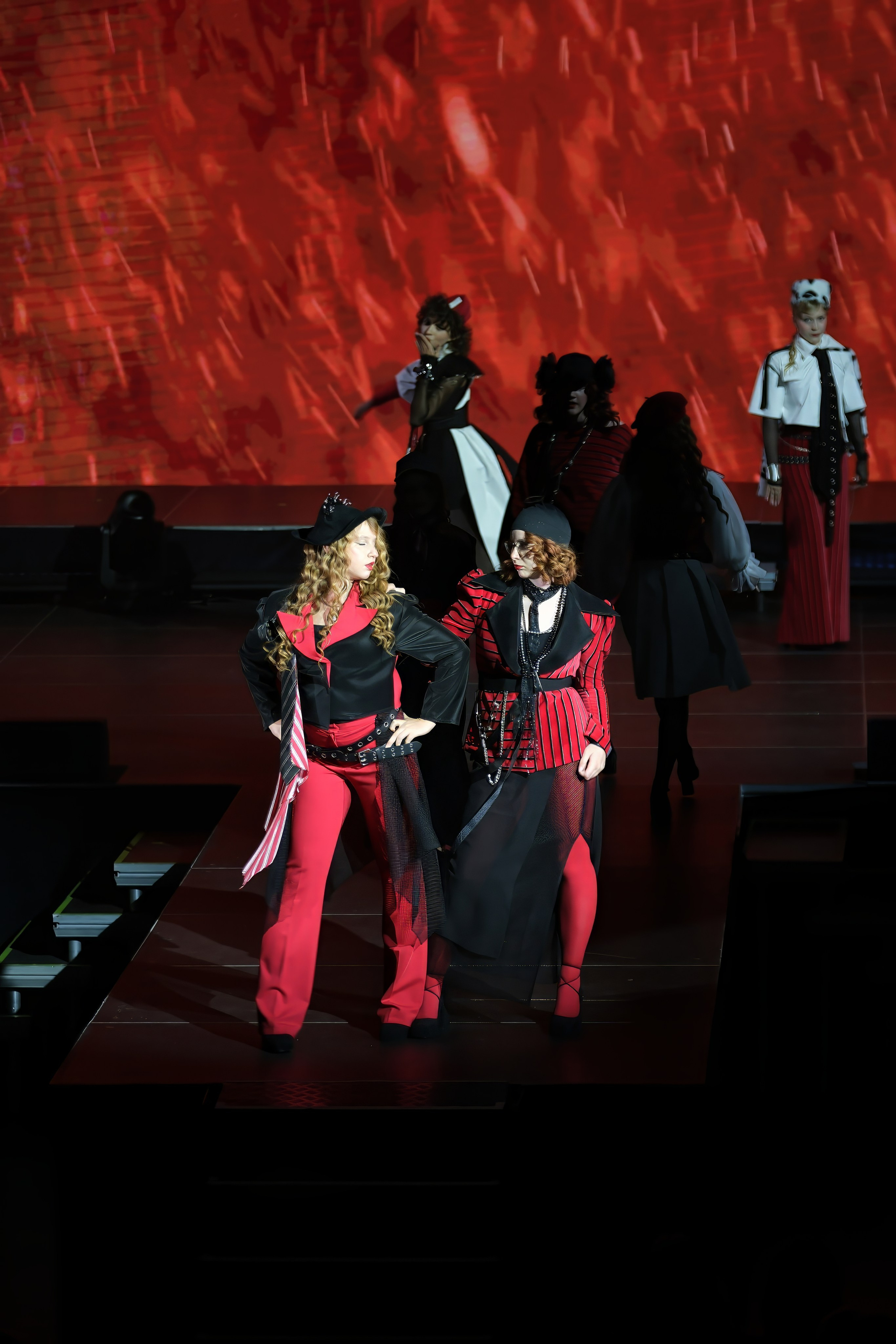 Подиумный спектакль «Стиль Надежды». Добро пожаловать в студию «Цифровой скульптор»  где искусство встречается с технологиями!