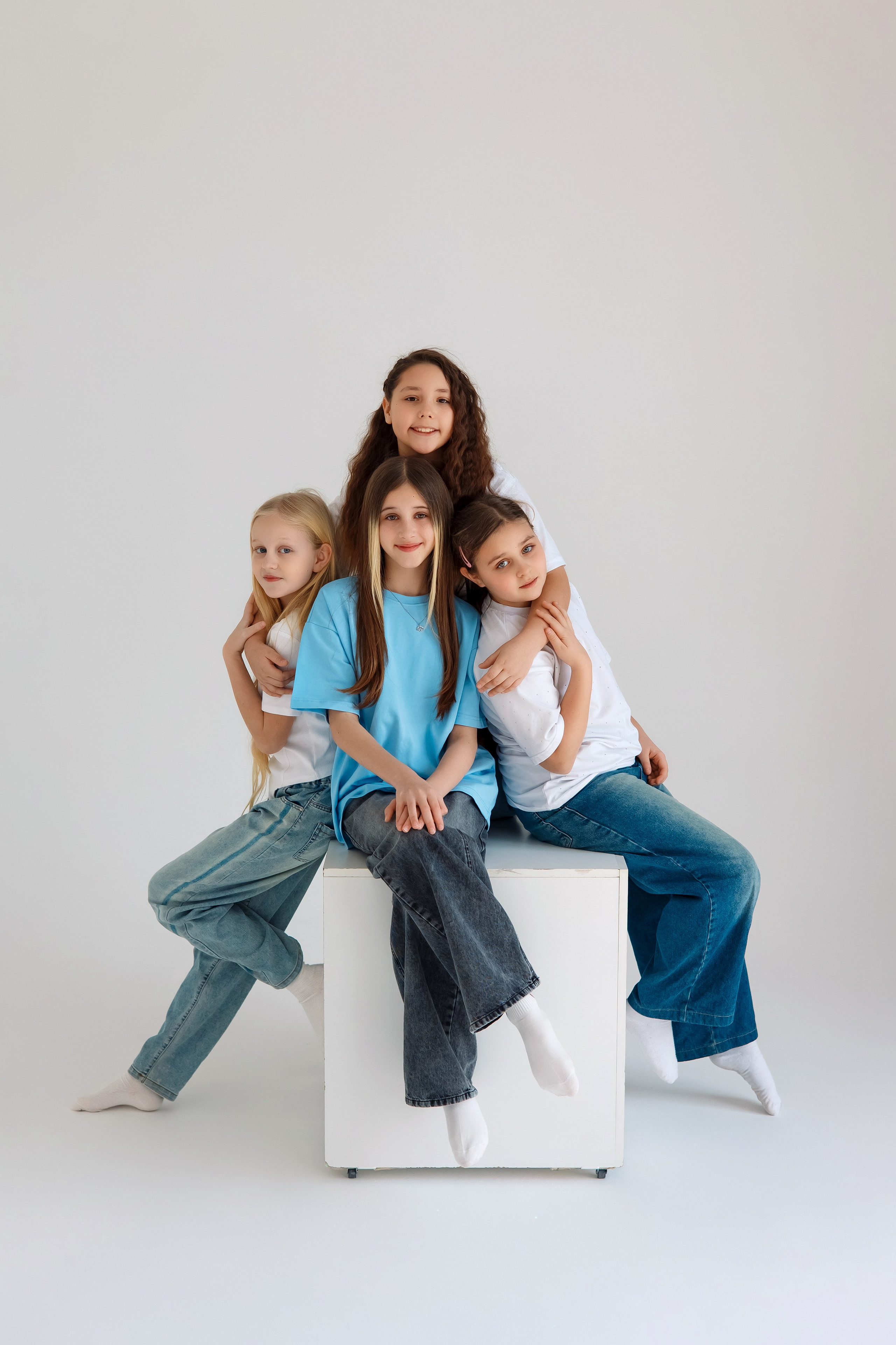 4 класс съемка в фотостудии. Фотограф Любовь Корниенко, Примоский край