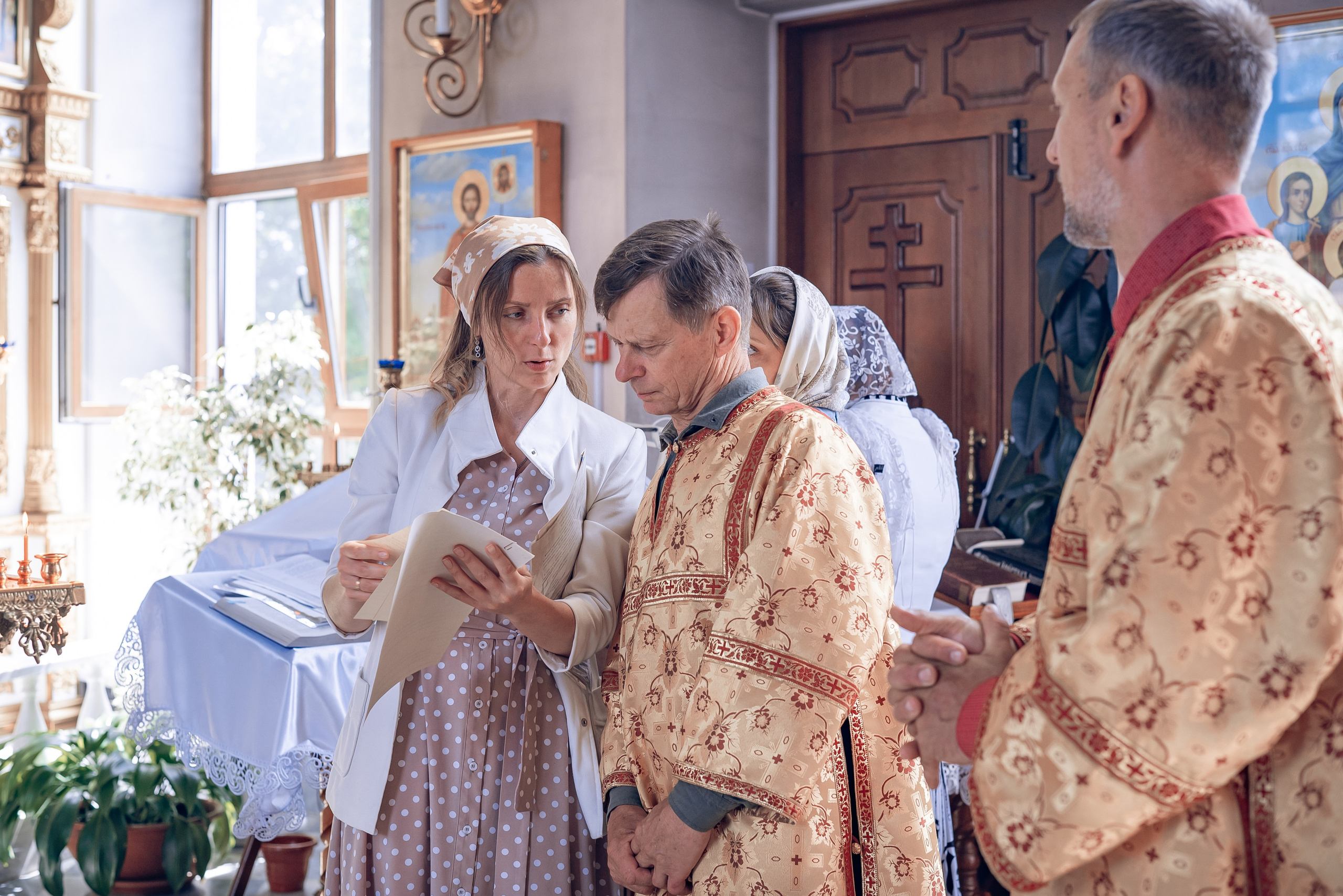Воскресная служба в Рождественско-Николаевском храме. Фотографы крещения/венчания  Красноярск Татьяна и Вячеслав Переваловы