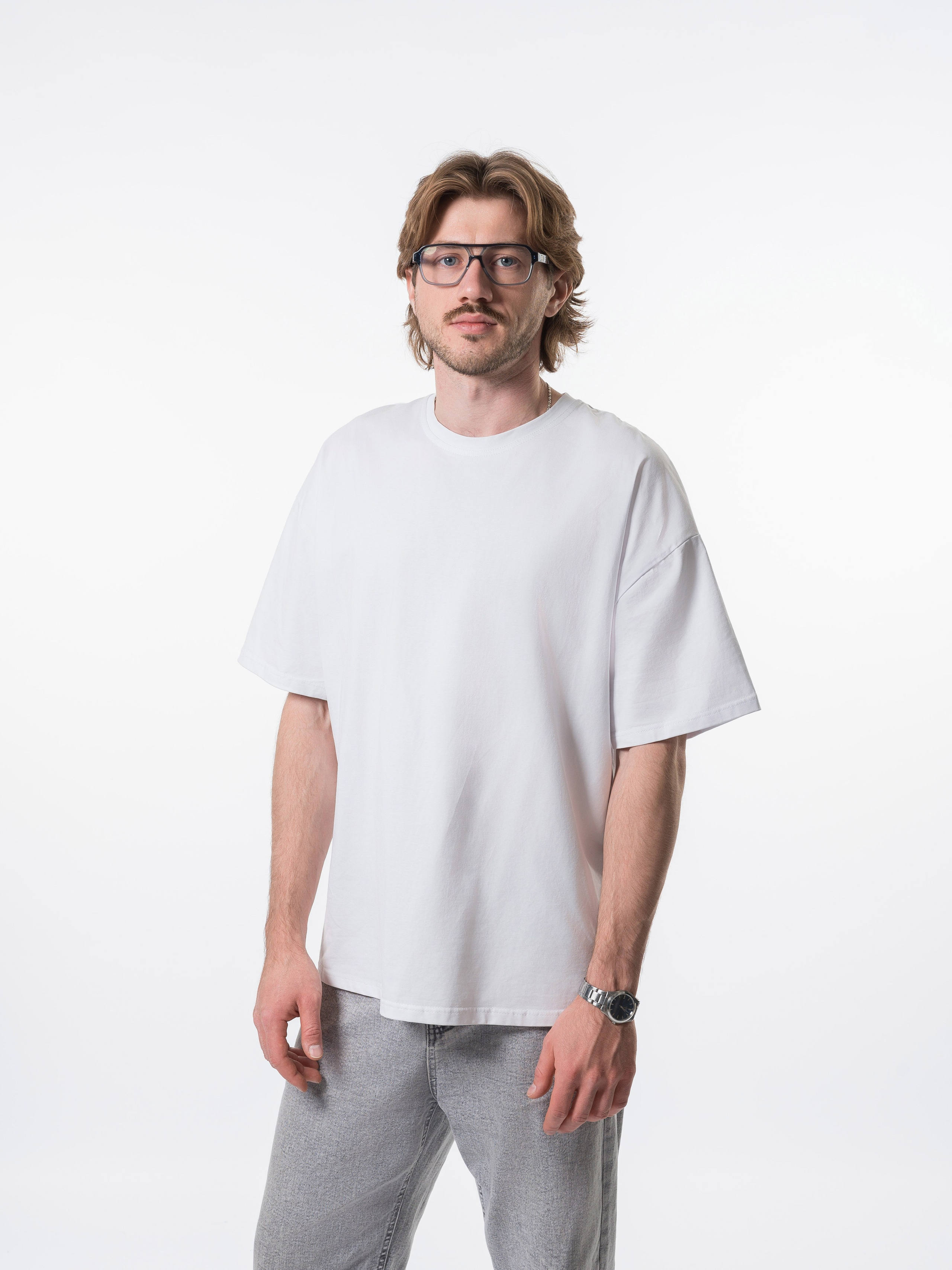 Каталог Мужчины. Студия рекламной и предметной съемки товаров WELKO Studio