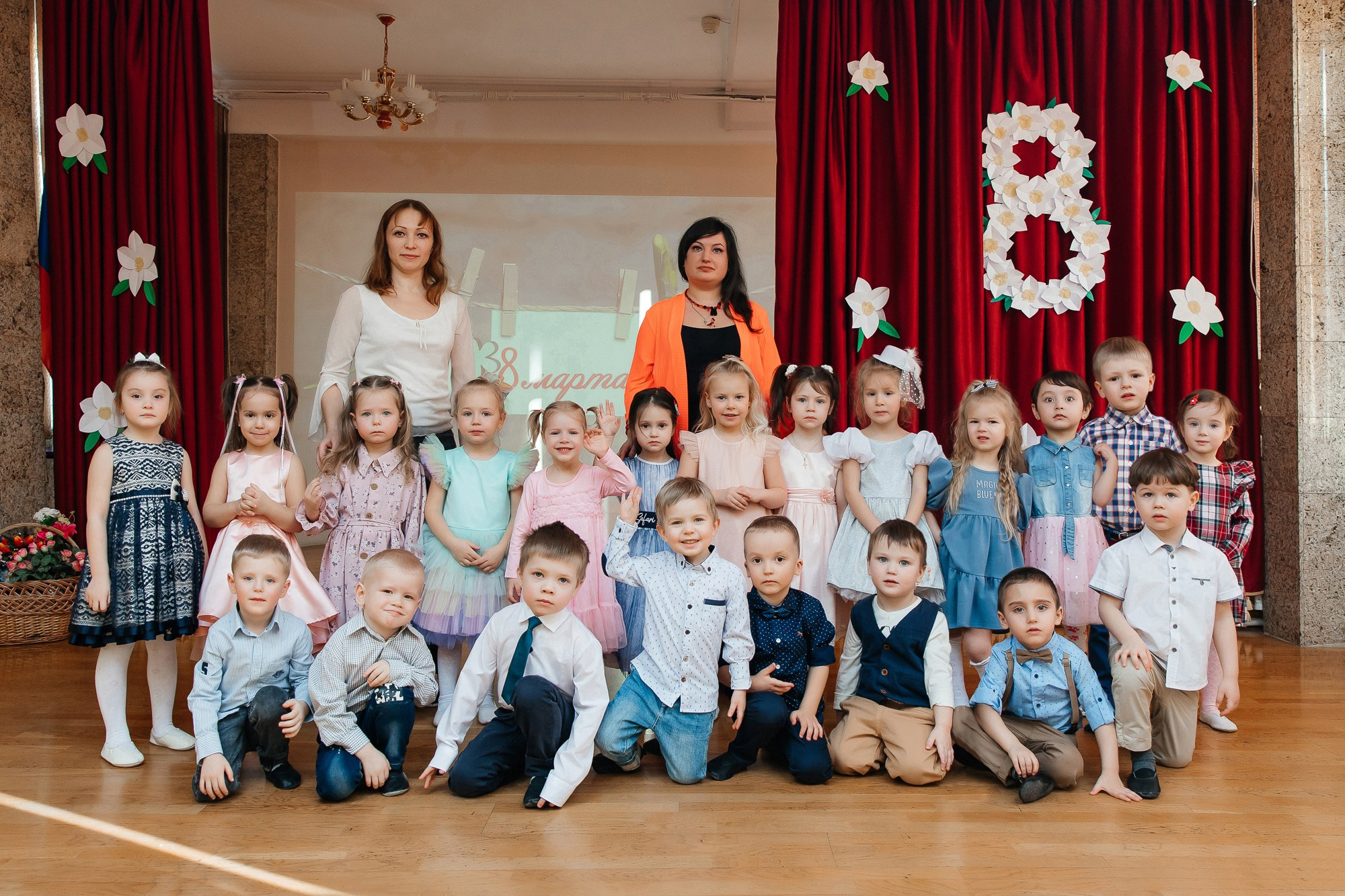 Детский сад № 93 — Утренник (07.03.2023). Свадебный и семейный фотограф Крамар Наталья