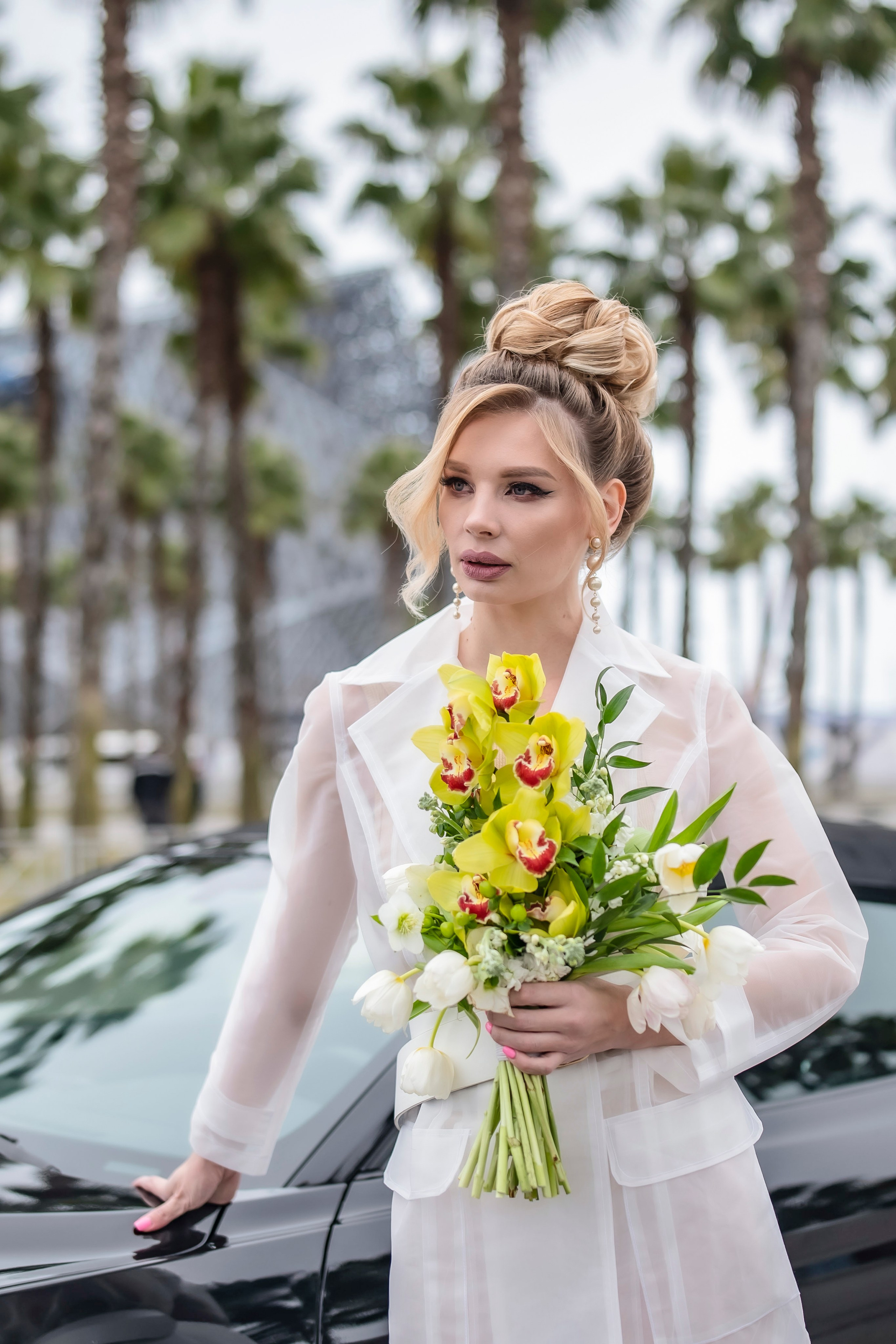 Свадьба в аллее пальм. Наталья Слесаренко фотограф в Сочи