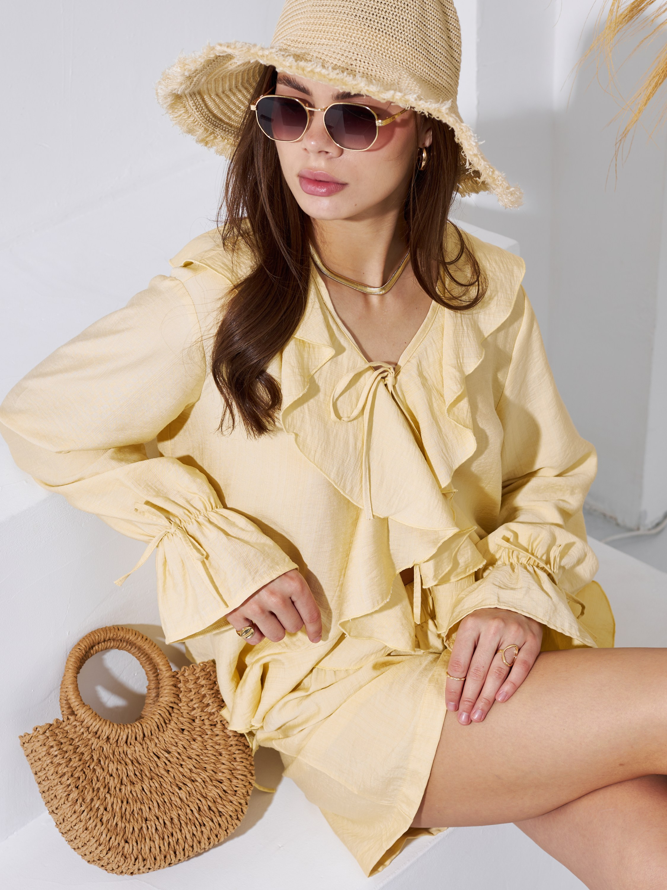 Летние костюмы. Фотограф Екатеринбург Анастасия Жерновская | Маркетплейсы и нейрофото