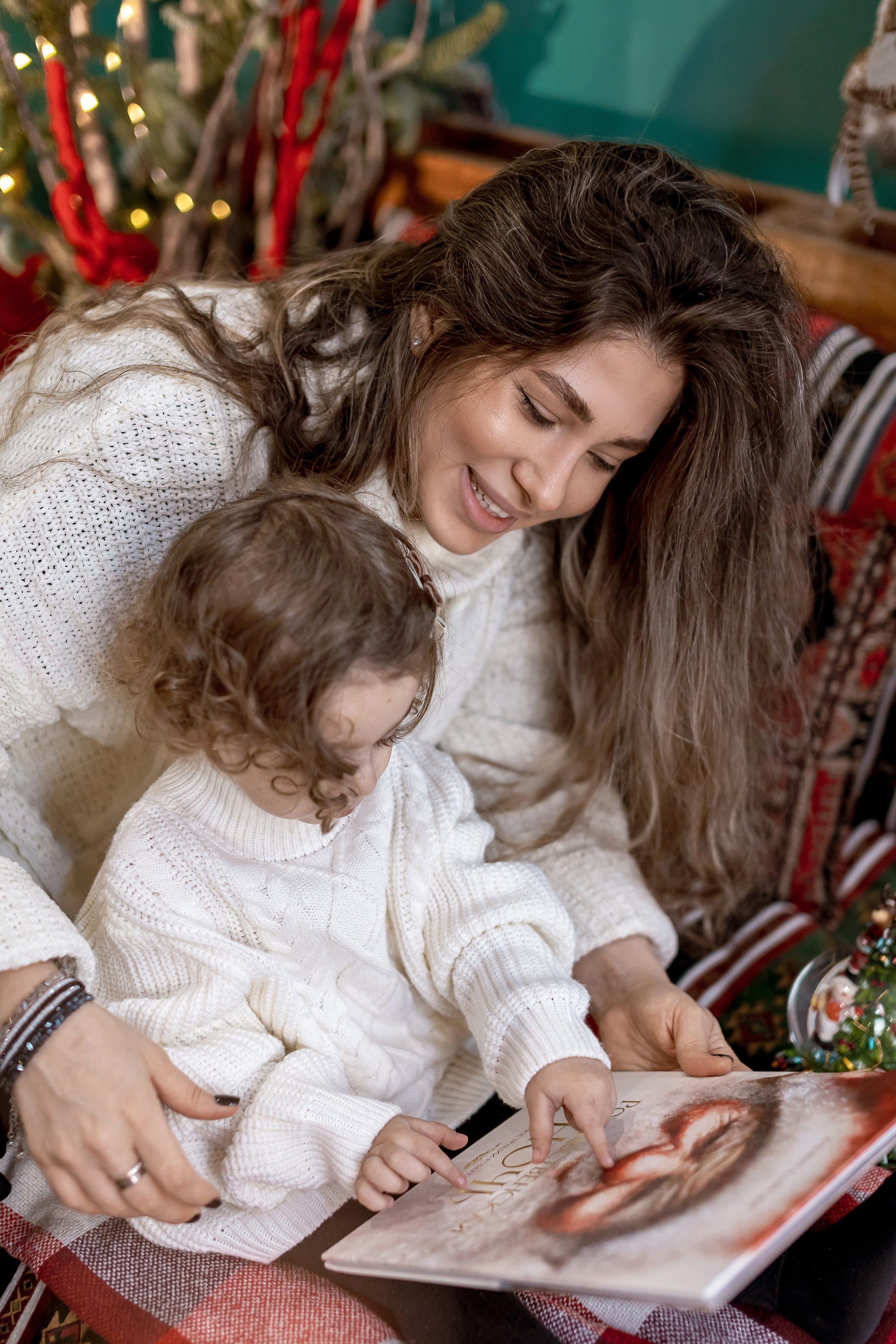 Зарина с дочей. Свадебный и семейный фотограф в Каспийске Алёна Нурмагомедова