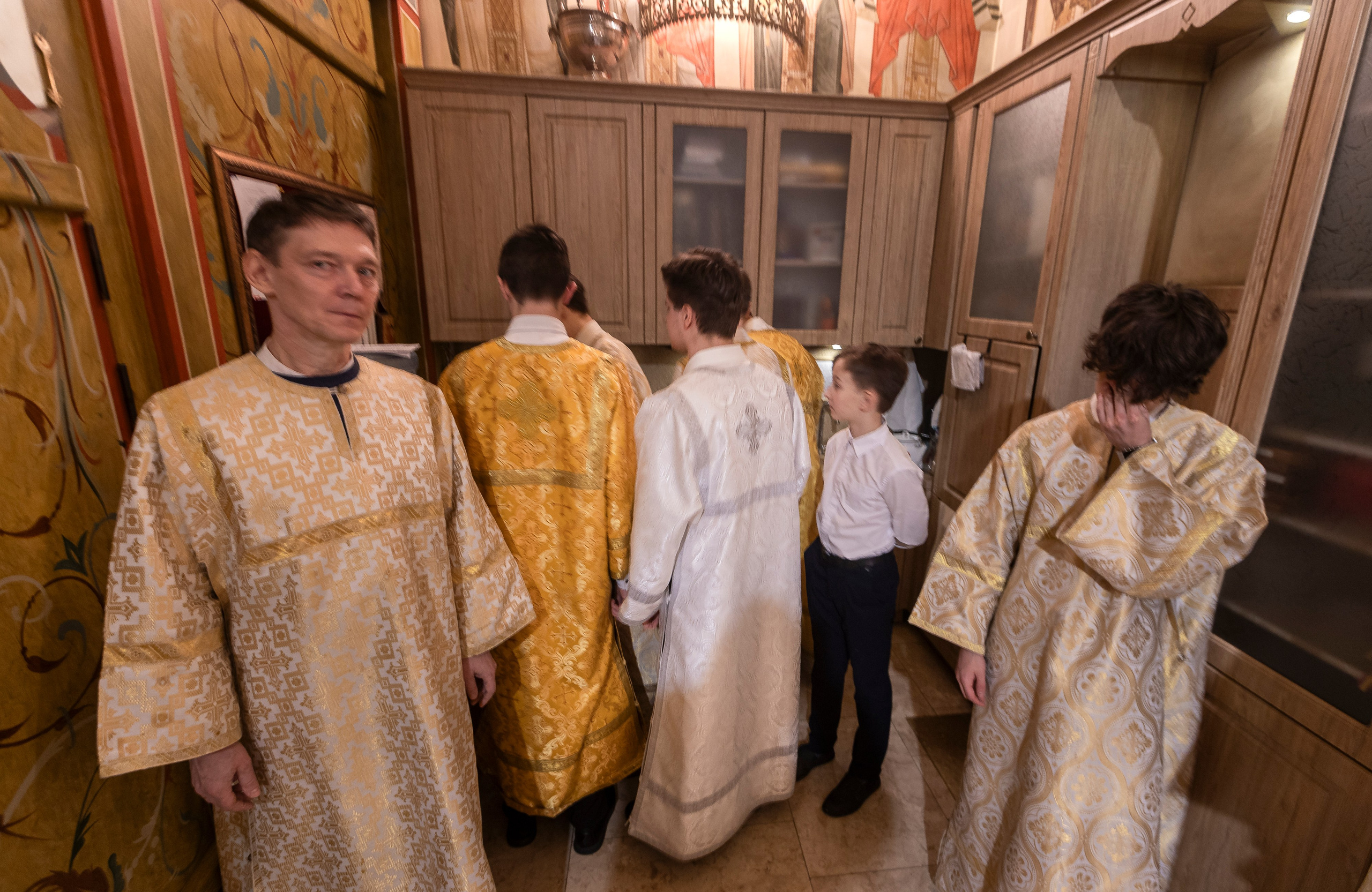 Рождество в храме Св. Вмч. Димитрия Солунского. Интерьерный фотограф в Москве Роман Потапов