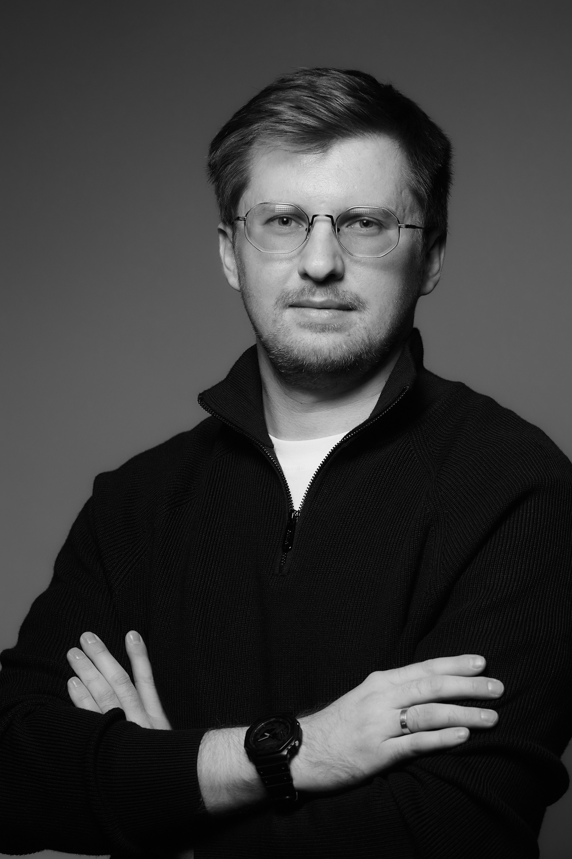 У меня дома (ЧБ)