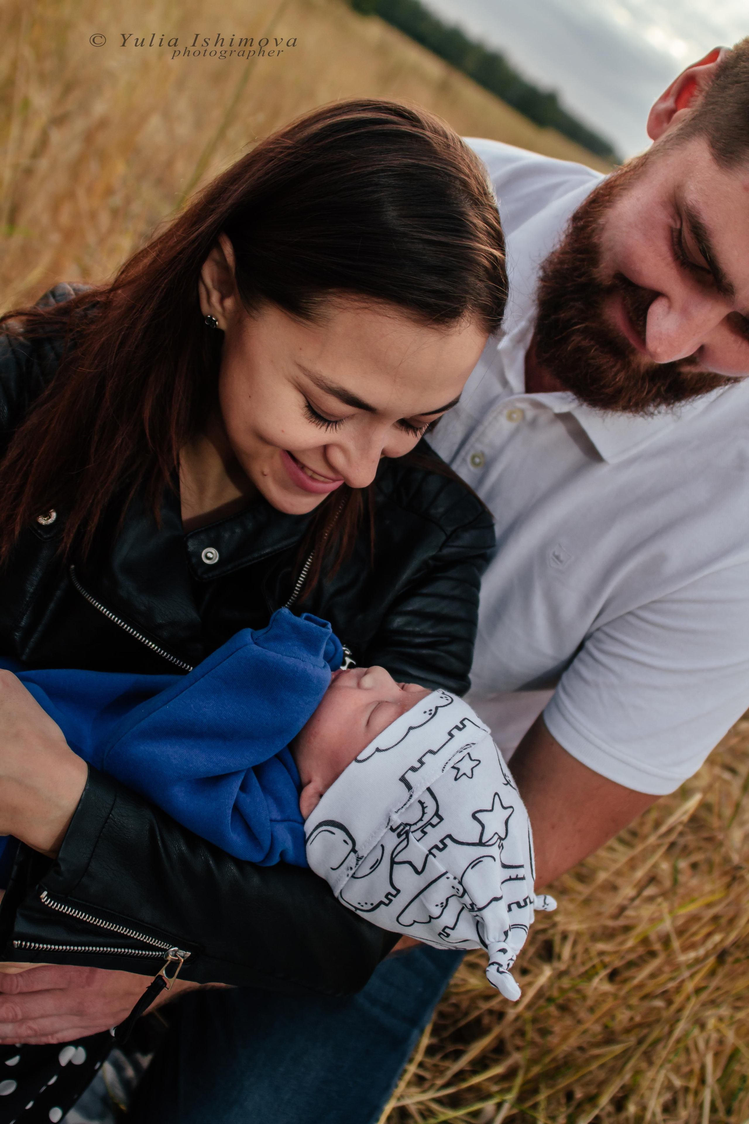 Елена и Андрей и крошка Тёма. Свадебный и семейный фотограф в Челябинске Юлия Ишимова