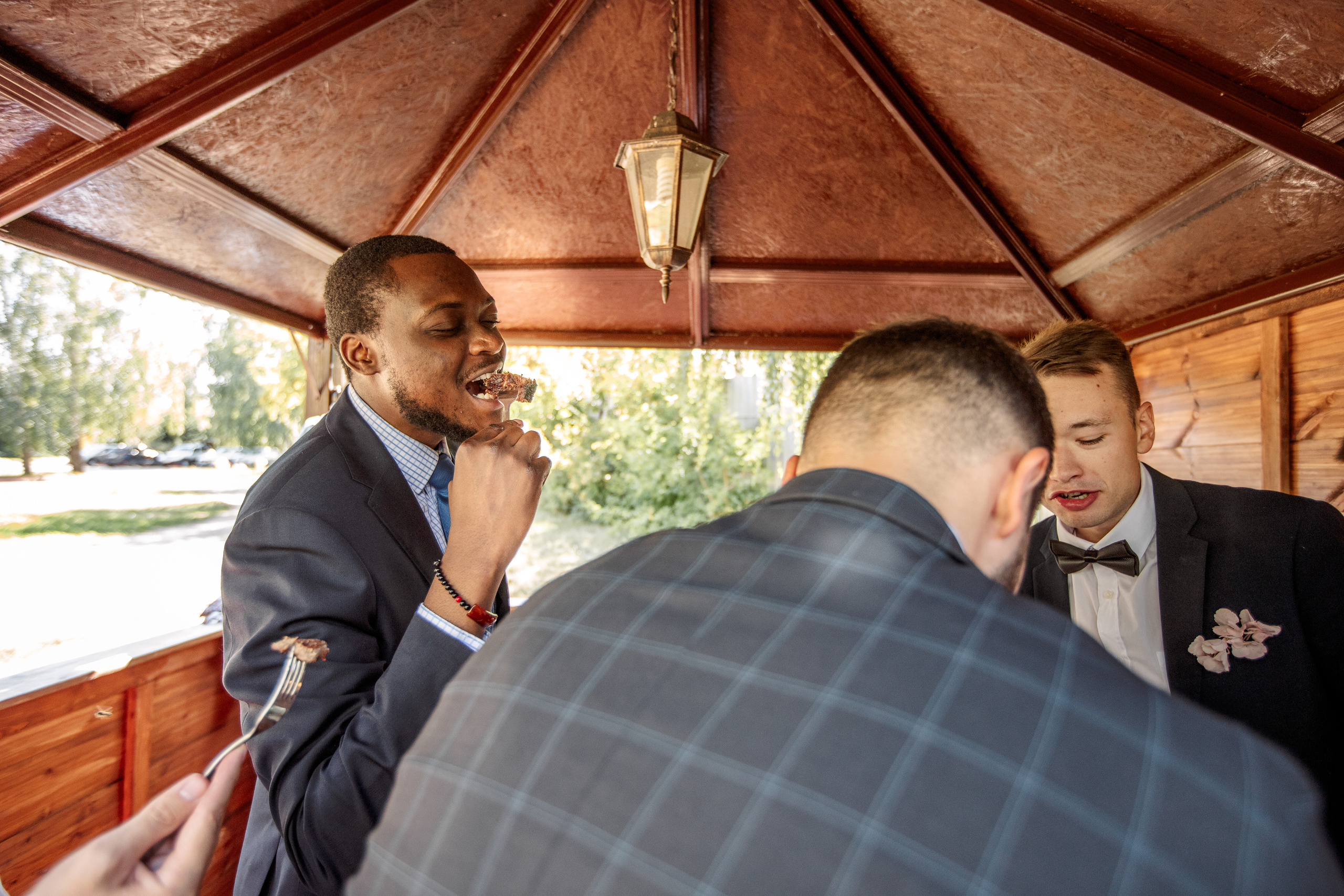 Сборы Андрея с барбекю. Свадебный и семейный фотограф в Челябинске Юлия Ишимова