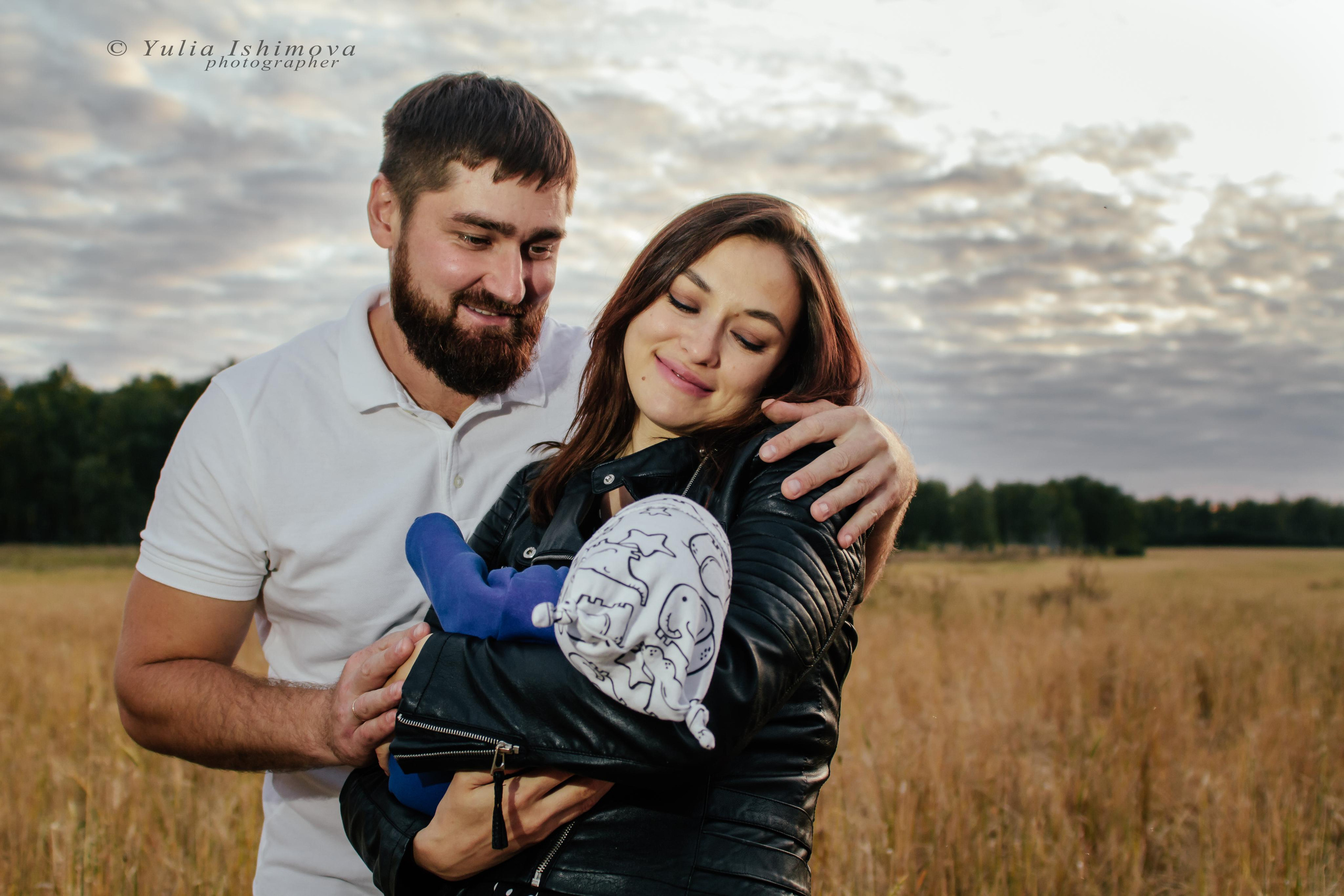 Елена и Андрей и крошка Тёма. Свадебный и семейный фотограф в Челябинске Юлия Ишимова