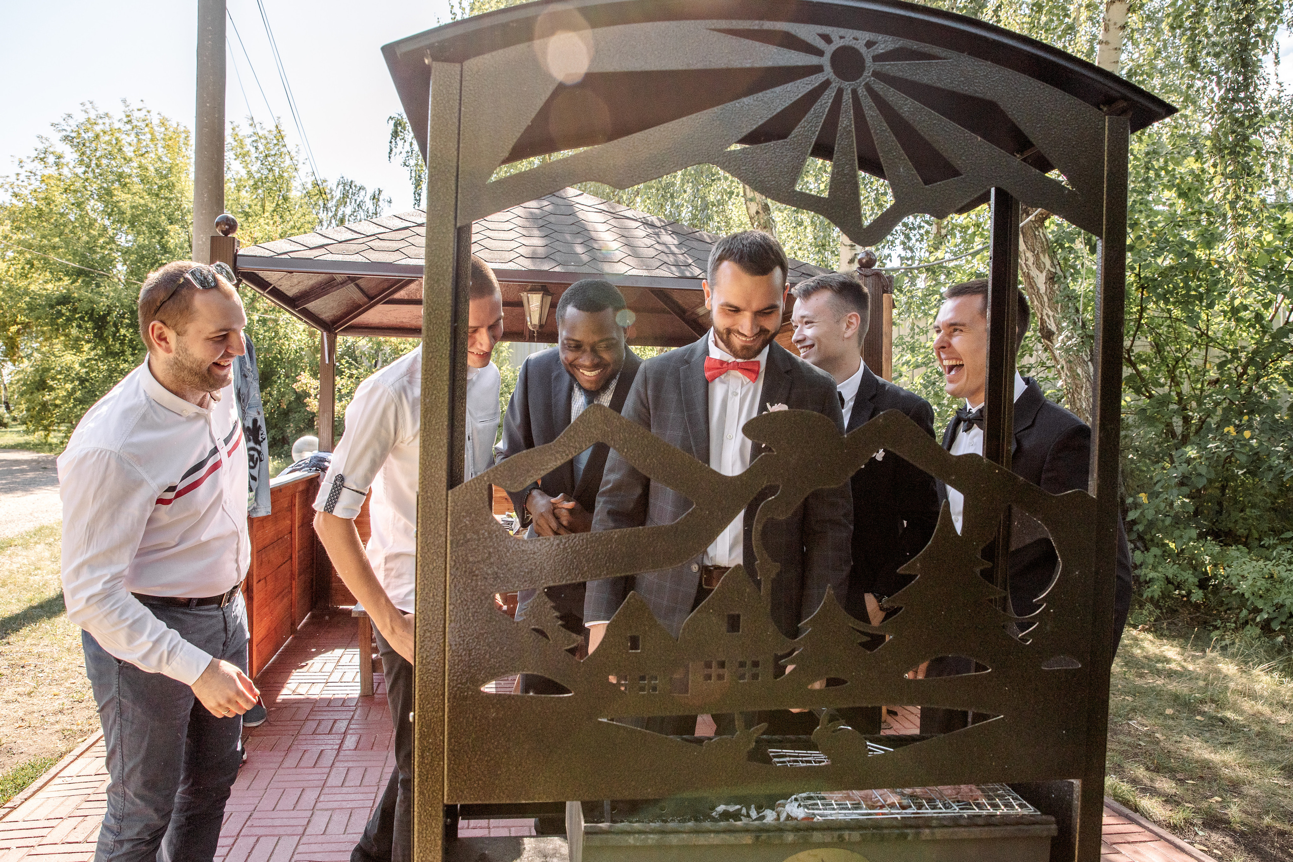 Сборы Андрея с барбекю. Свадебный и семейный фотограф в Челябинске Юлия Ишимова