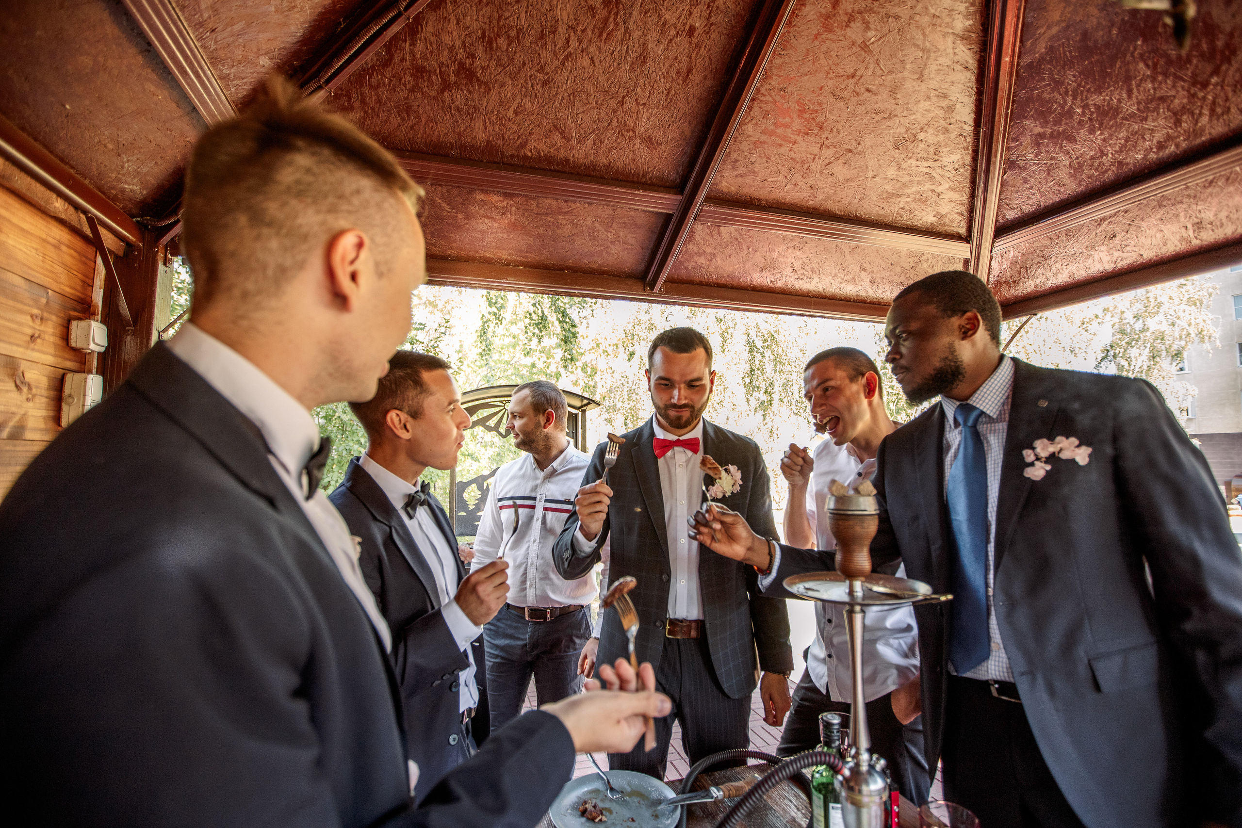 Сборы Андрея с барбекю. Свадебный и семейный фотограф в Челябинске Юлия Ишимова