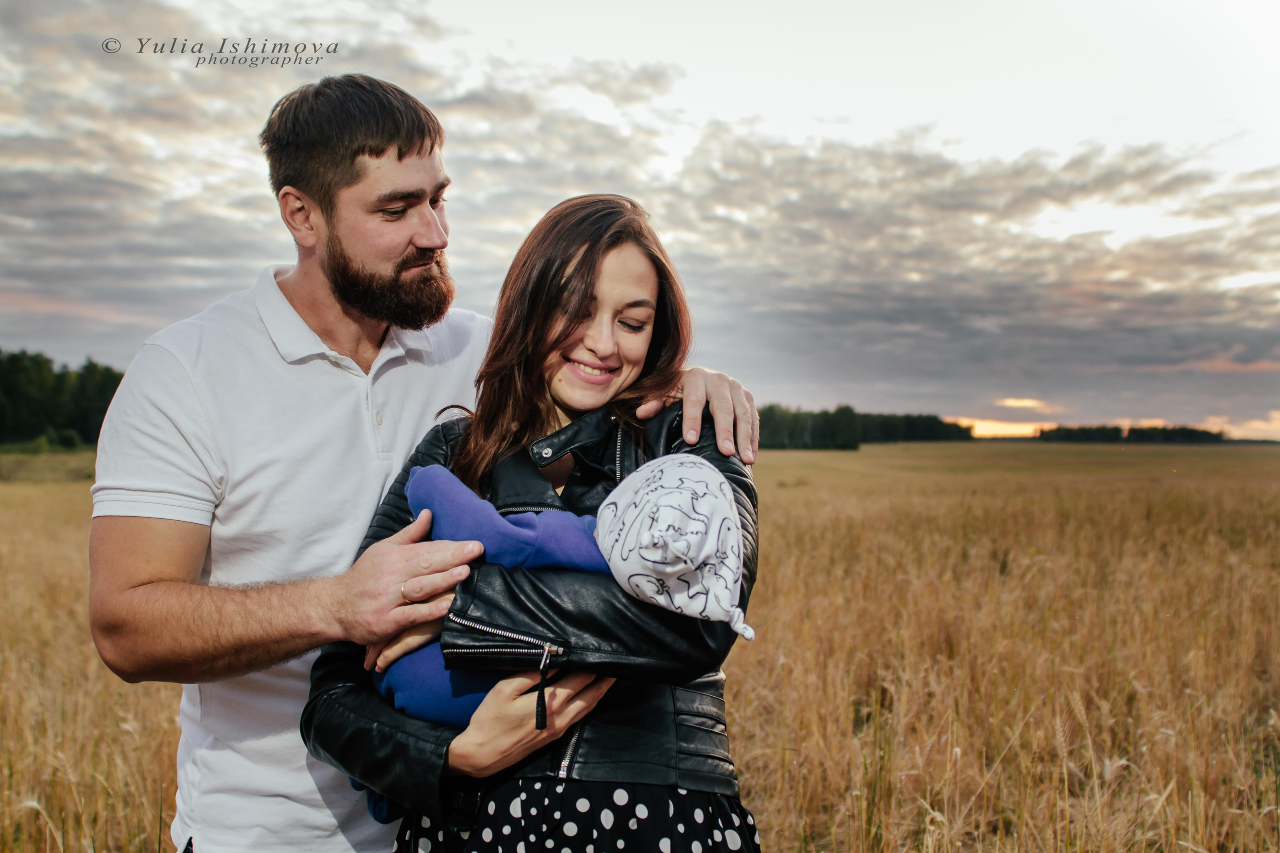 Елена и Андрей и крошка Тёма. Свадебный и семейный фотограф в Челябинске Юлия Ишимова