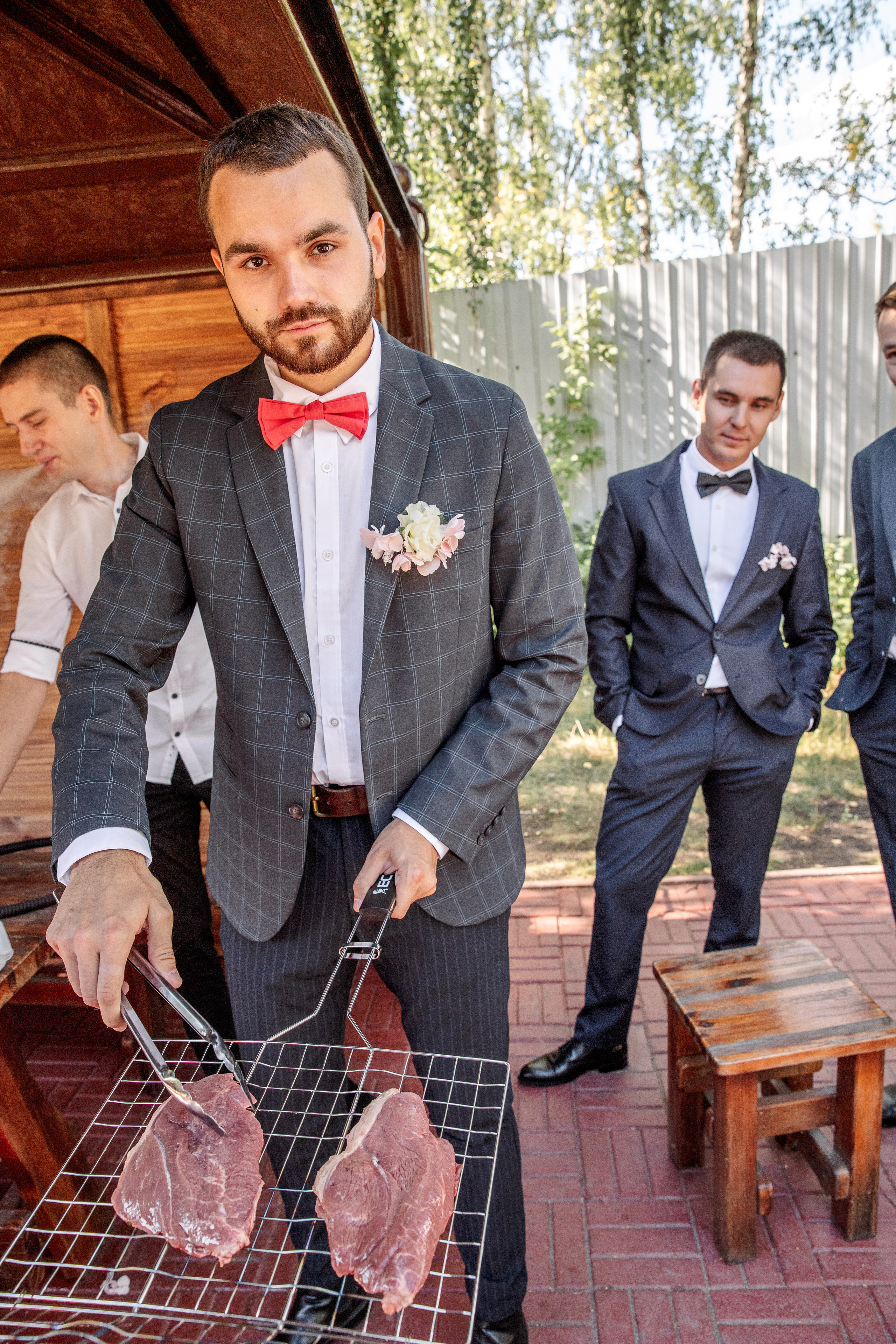 Сборы Андрея с барбекю. Свадебный и семейный фотограф в Челябинске Юлия Ишимова