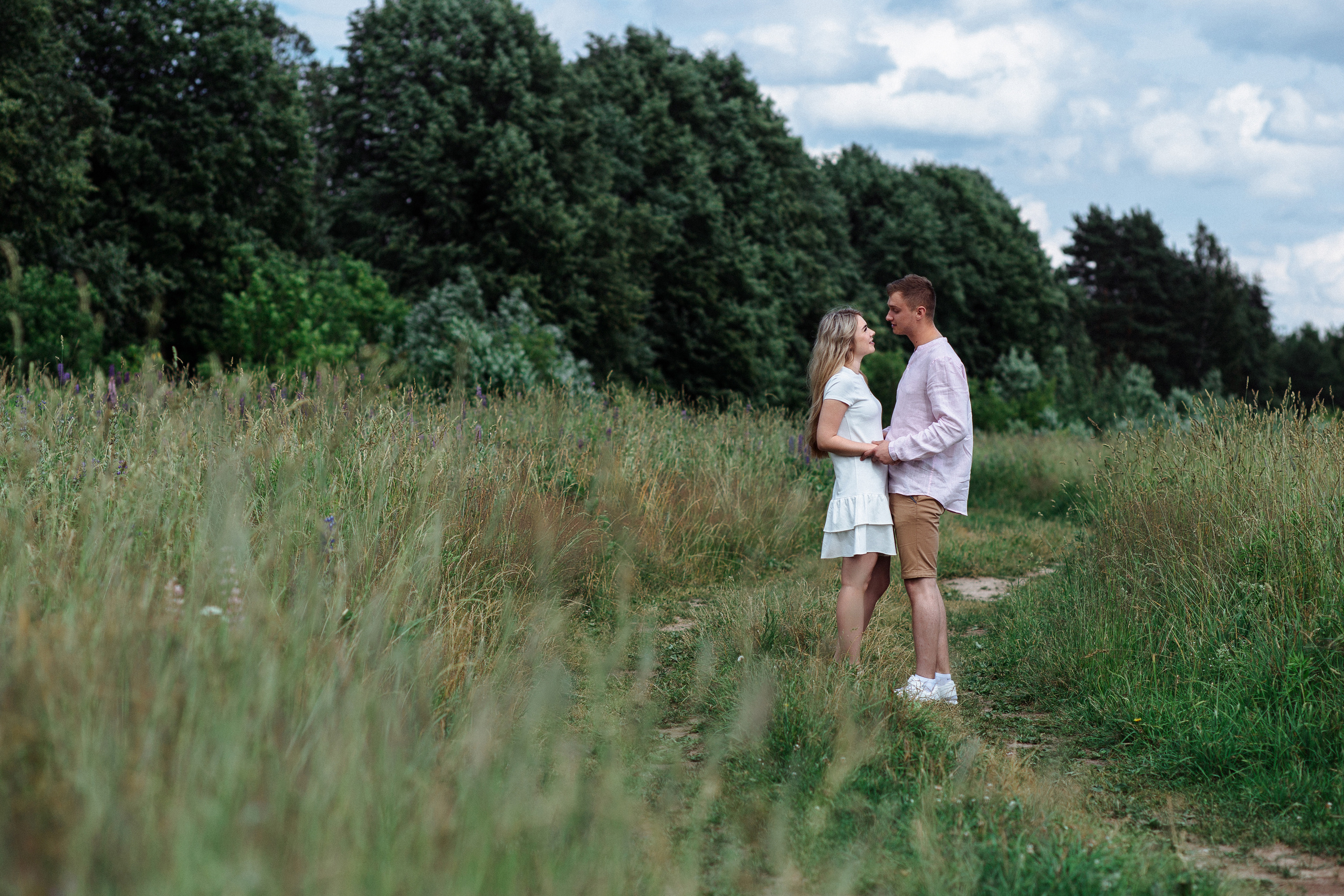 Поле. Свадебный и семейный фотограф в Твери, Москве, Санкт-Петербурге