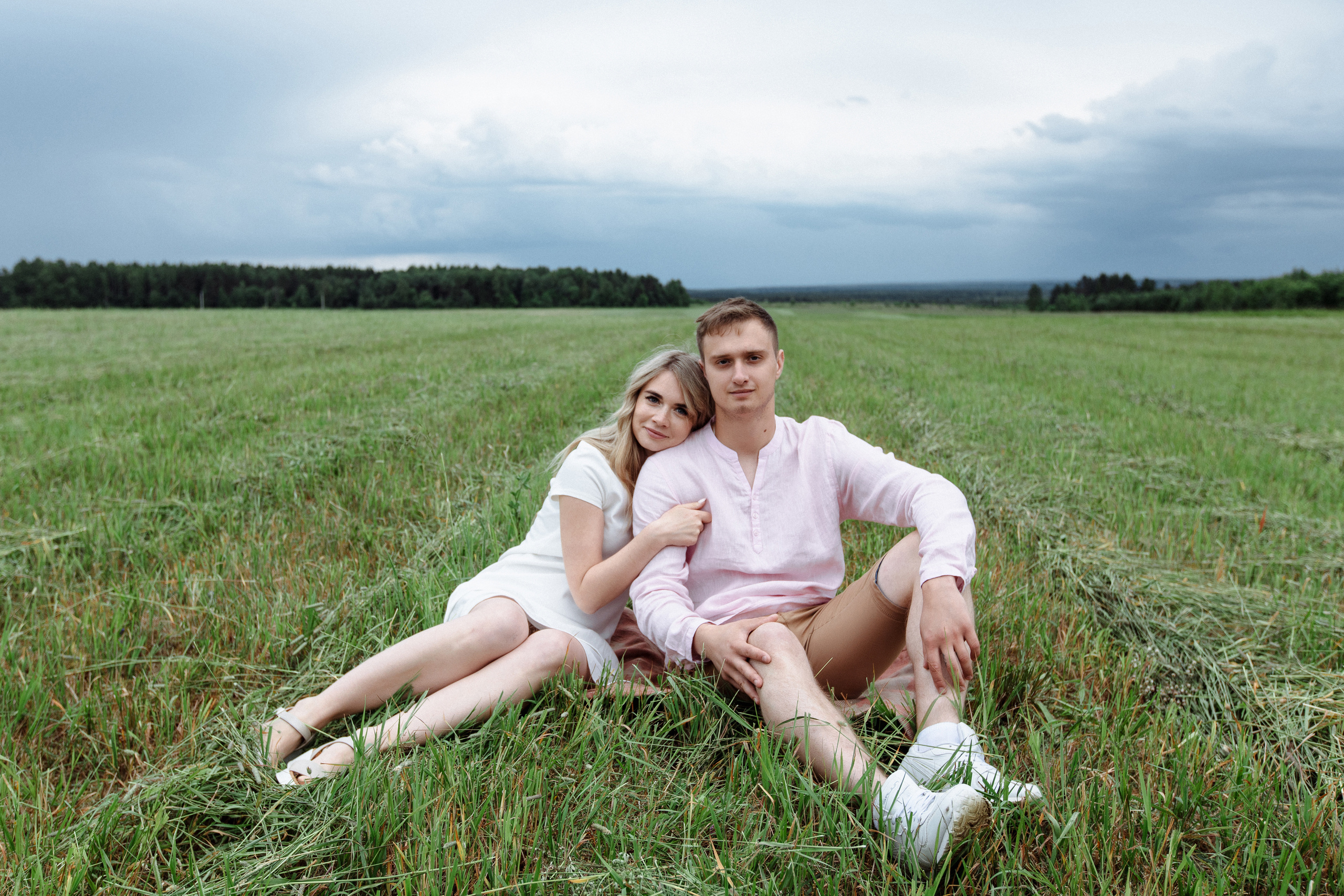 Поле. Свадебный и семейный фотограф в Твери, Москве, Санкт-Петербурге