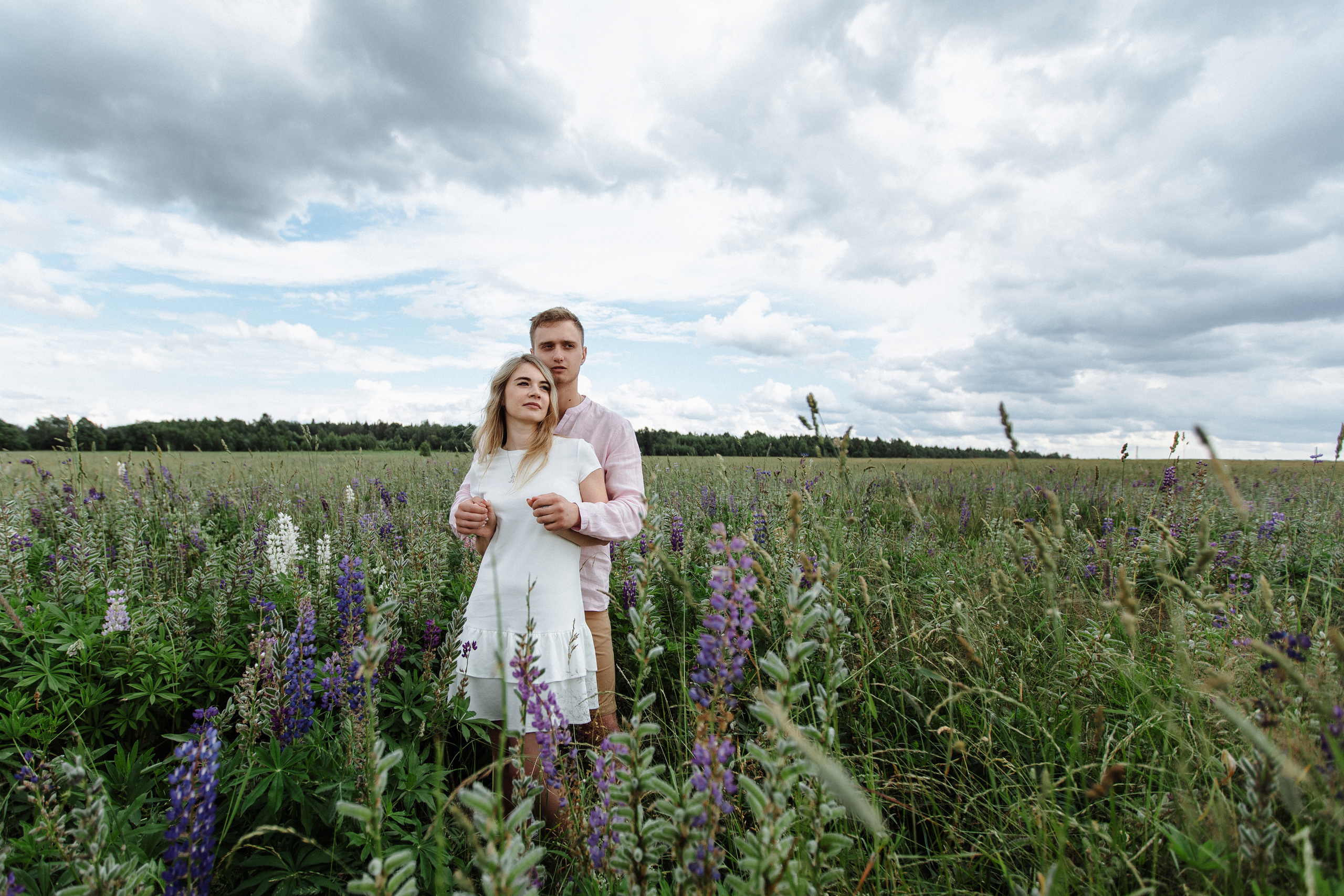 Поле. Свадебный и семейный фотограф в Твери, Москве, Санкт-Петербурге