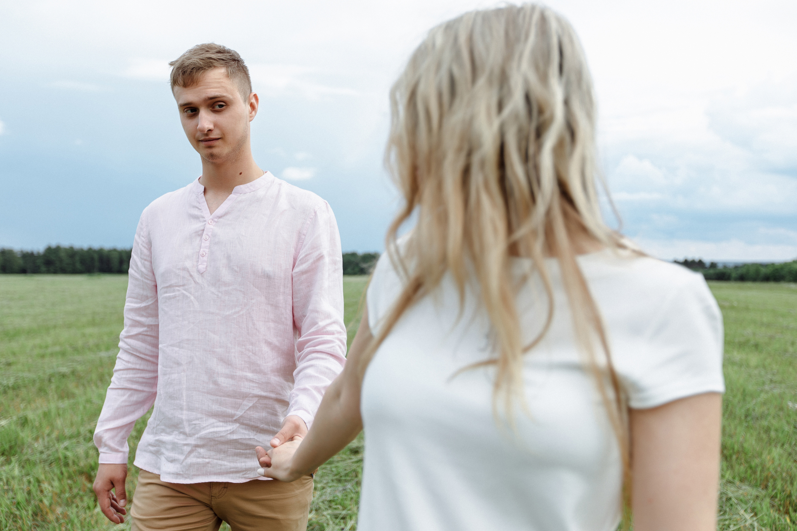 Поле. Свадебный и семейный фотограф в Твери, Москве, Санкт-Петербурге