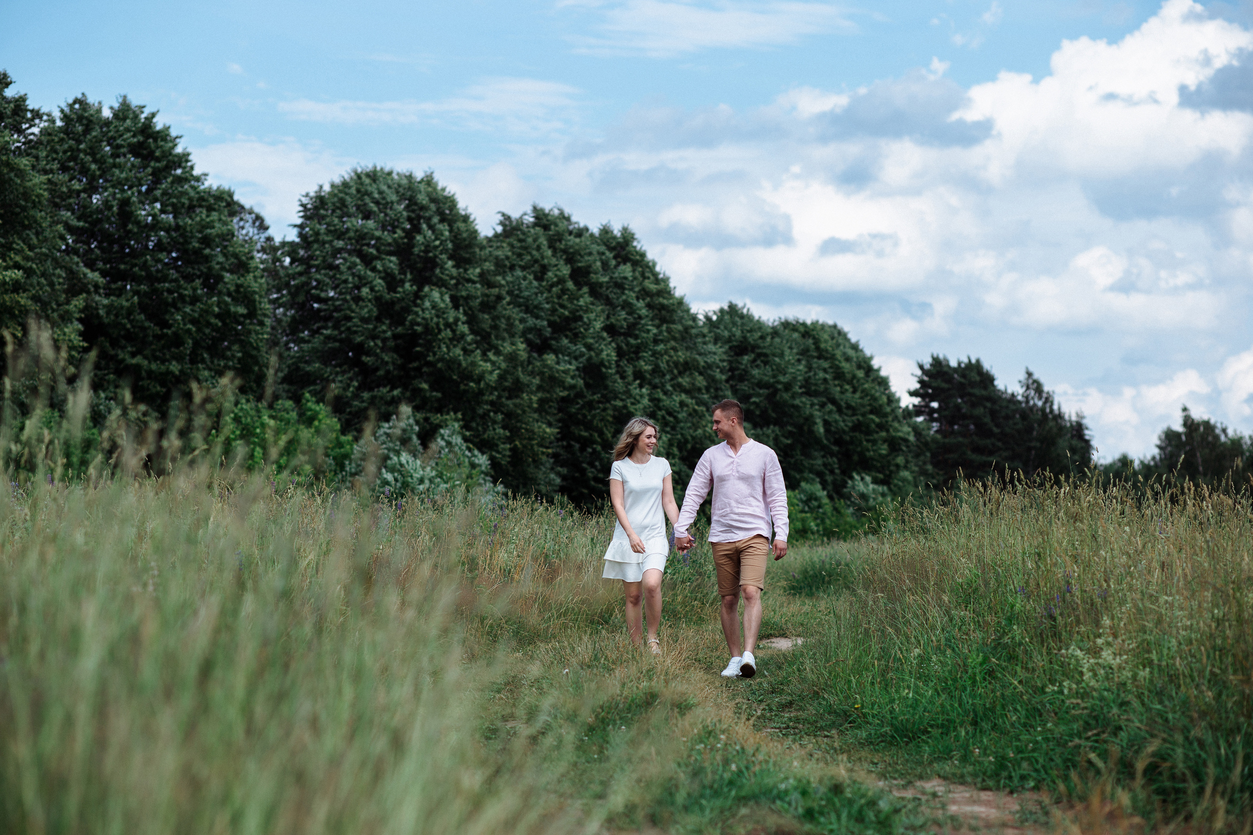 Поле. Свадебный и семейный фотограф в Твери, Москве, Санкт-Петербурге