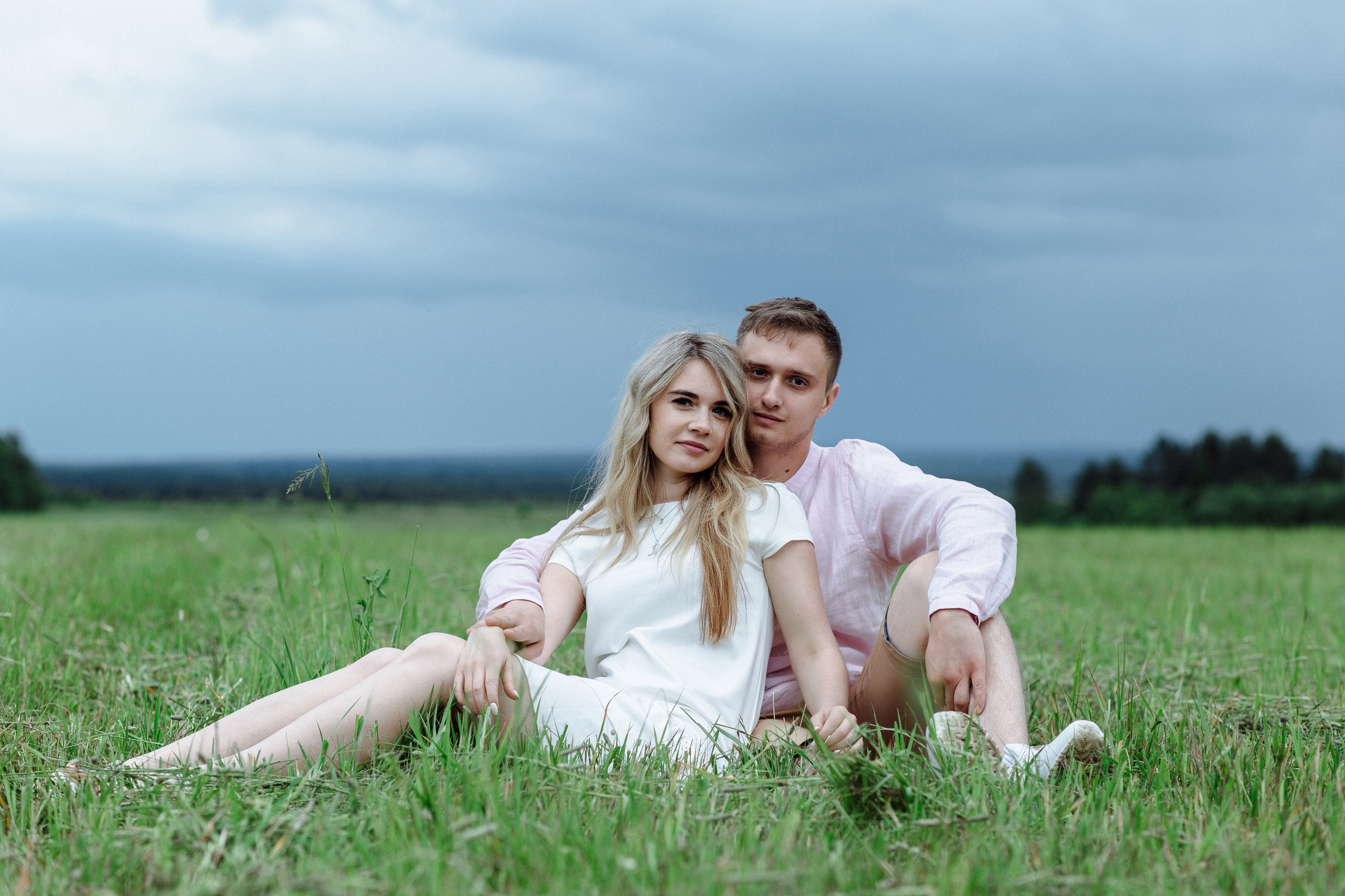 Поле. Свадебный и семейный фотограф в Твери, Москве, Санкт-Петербурге