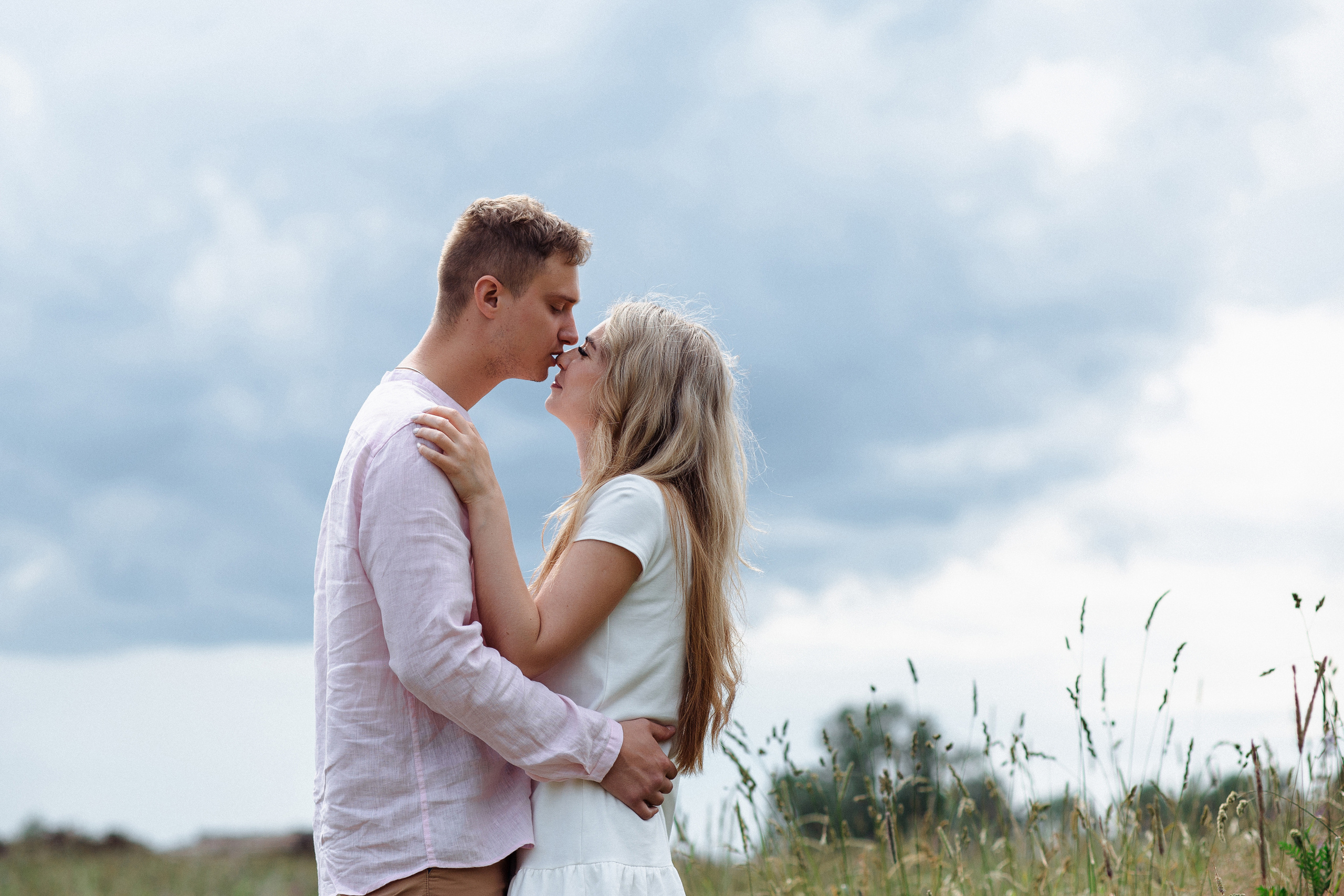 Поле. Свадебный и семейный фотограф в Твери, Москве, Санкт-Петербурге